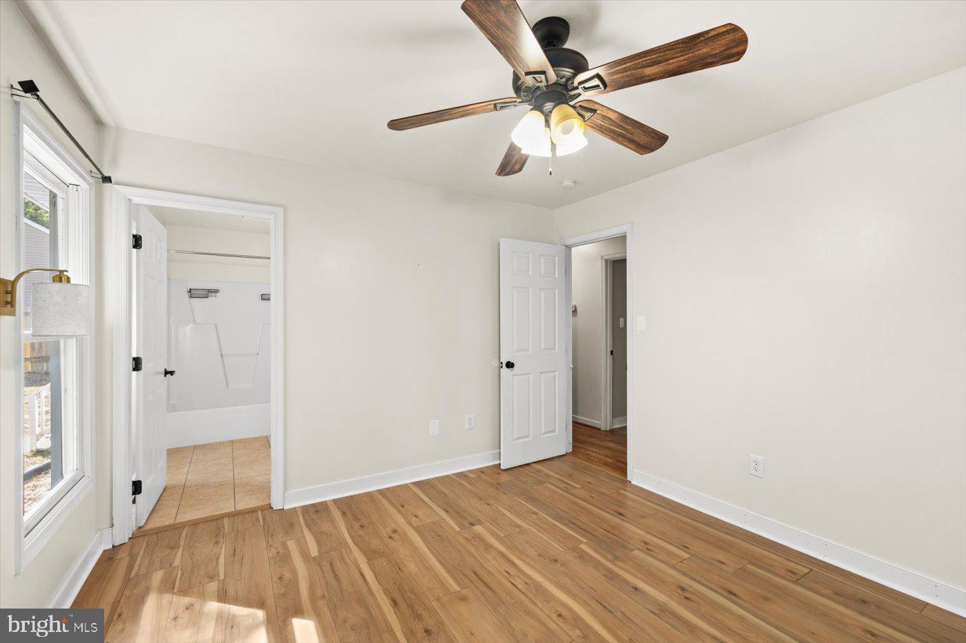 LAKE LAND OR - Residential