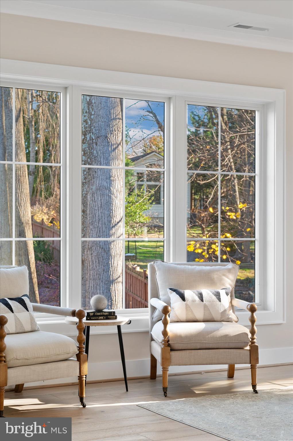 YORKTOWN - Residential