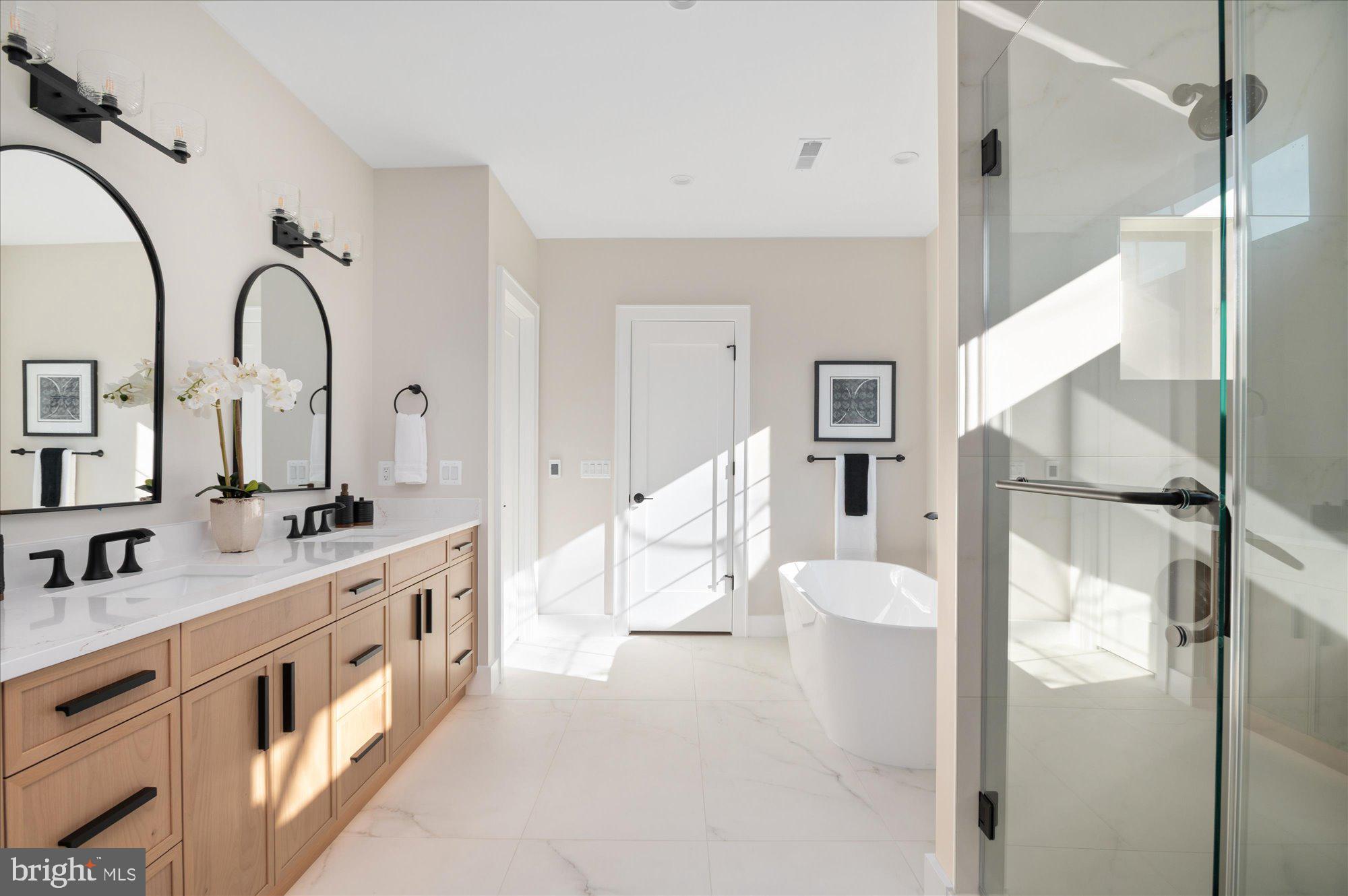 YORKTOWN - Residential