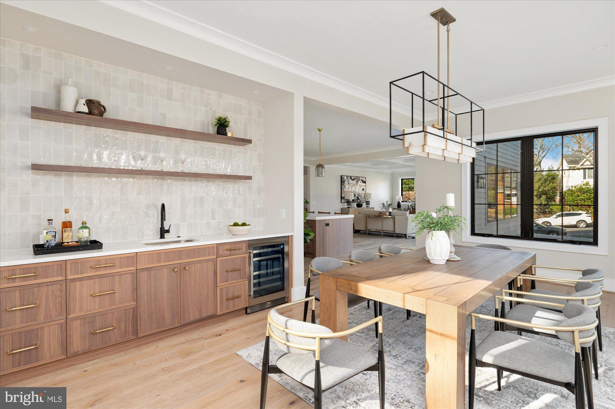 YORKTOWN - Residential