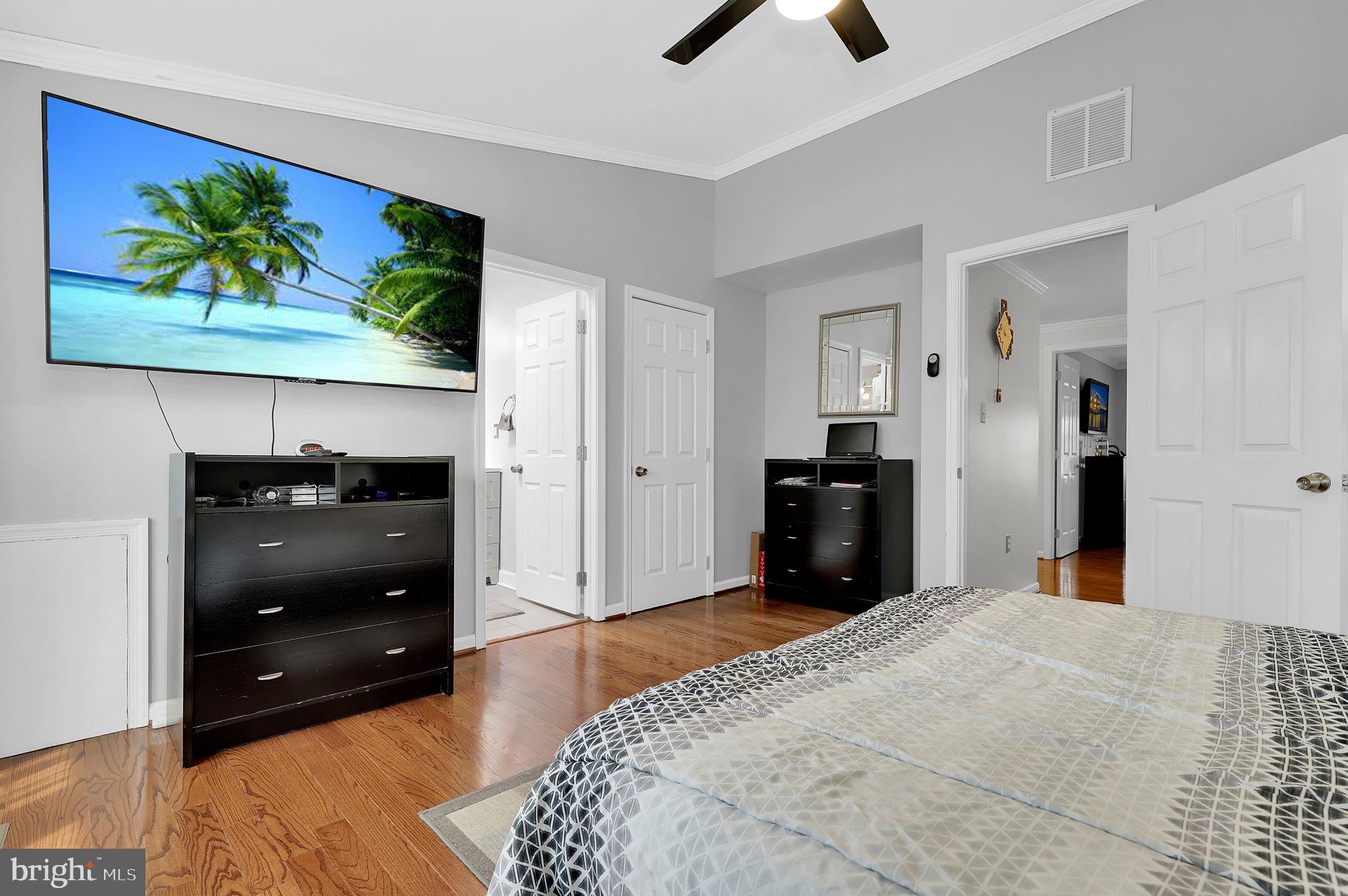 WATERSIDE - Residential