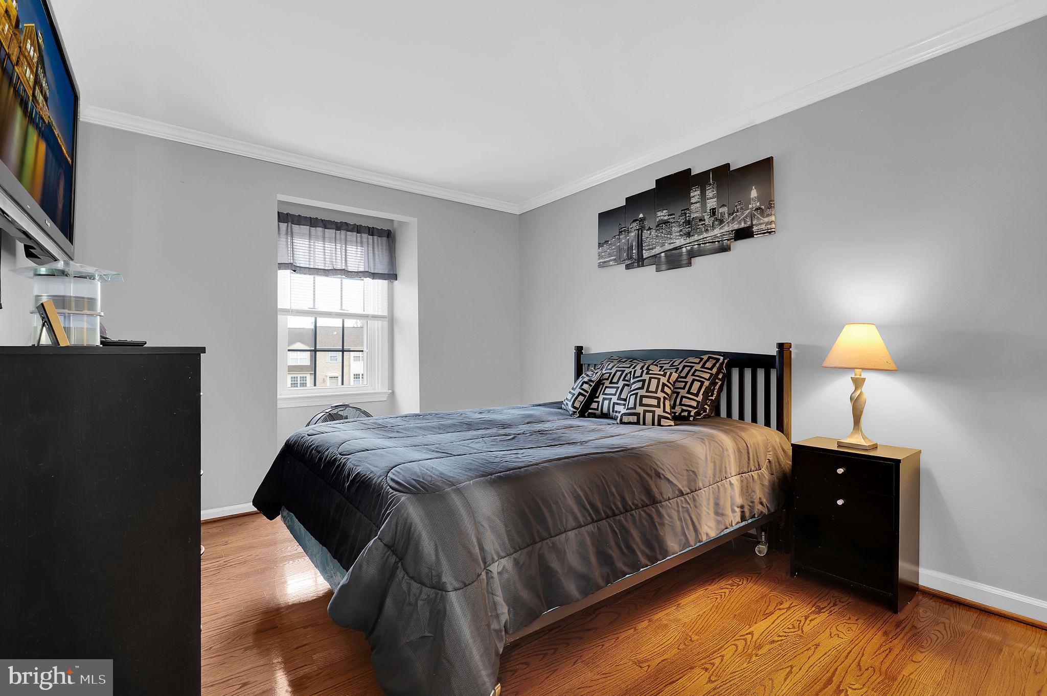 WATERSIDE - Residential