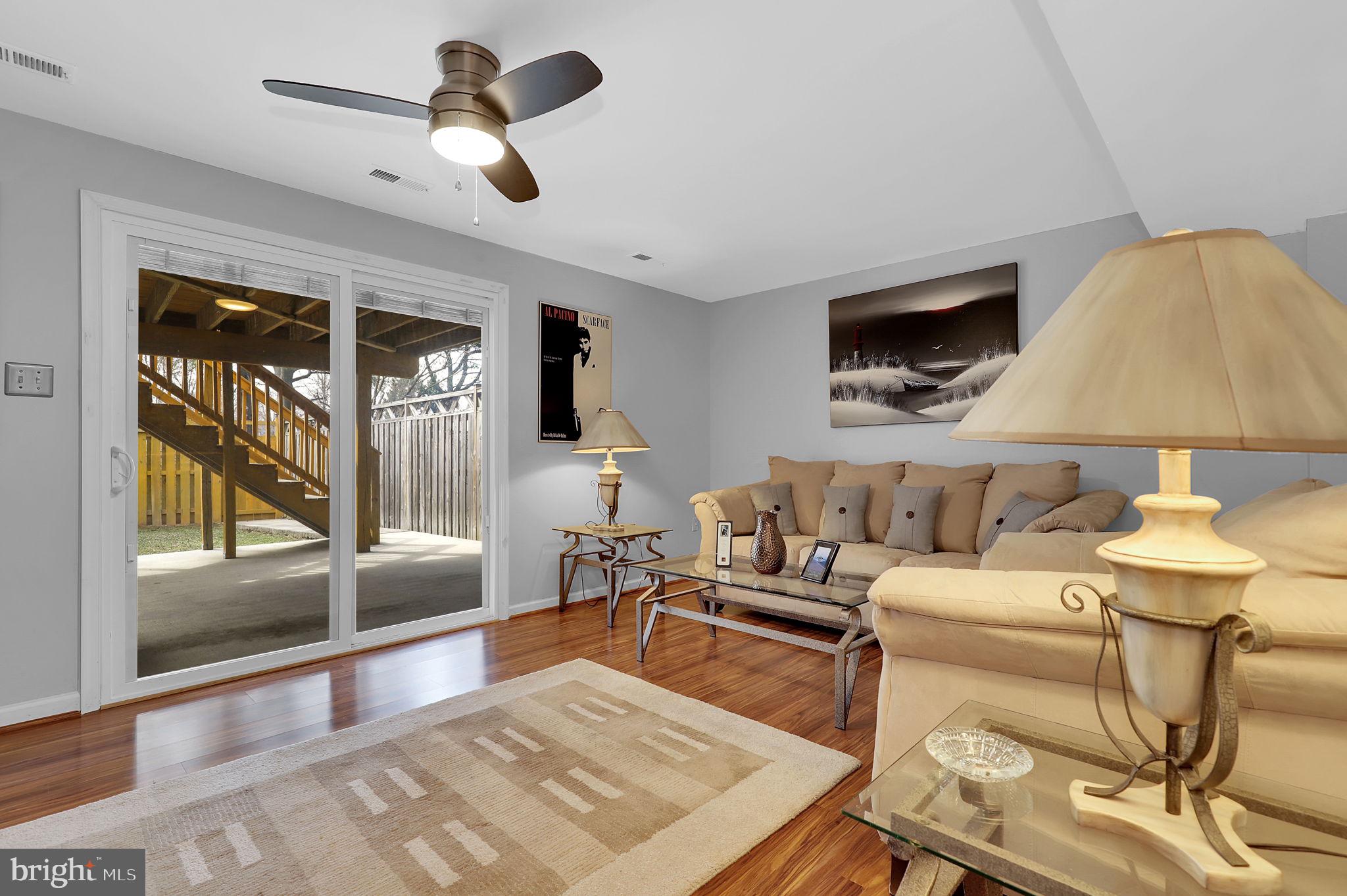 WATERSIDE - Residential