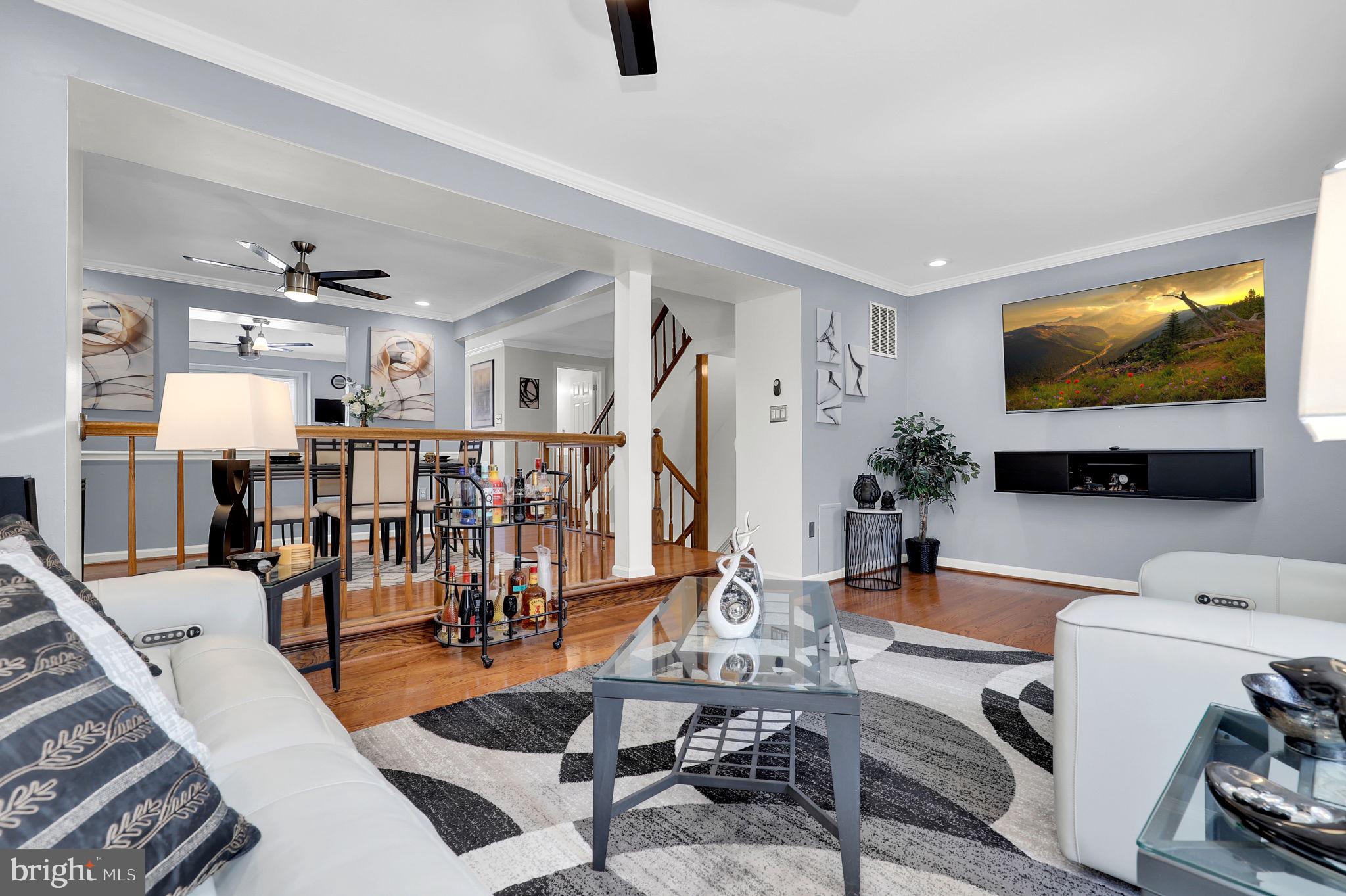 WATERSIDE - Residential