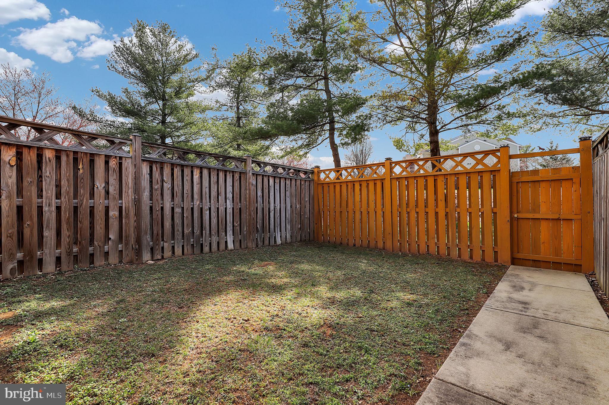 WATERSIDE - Residential