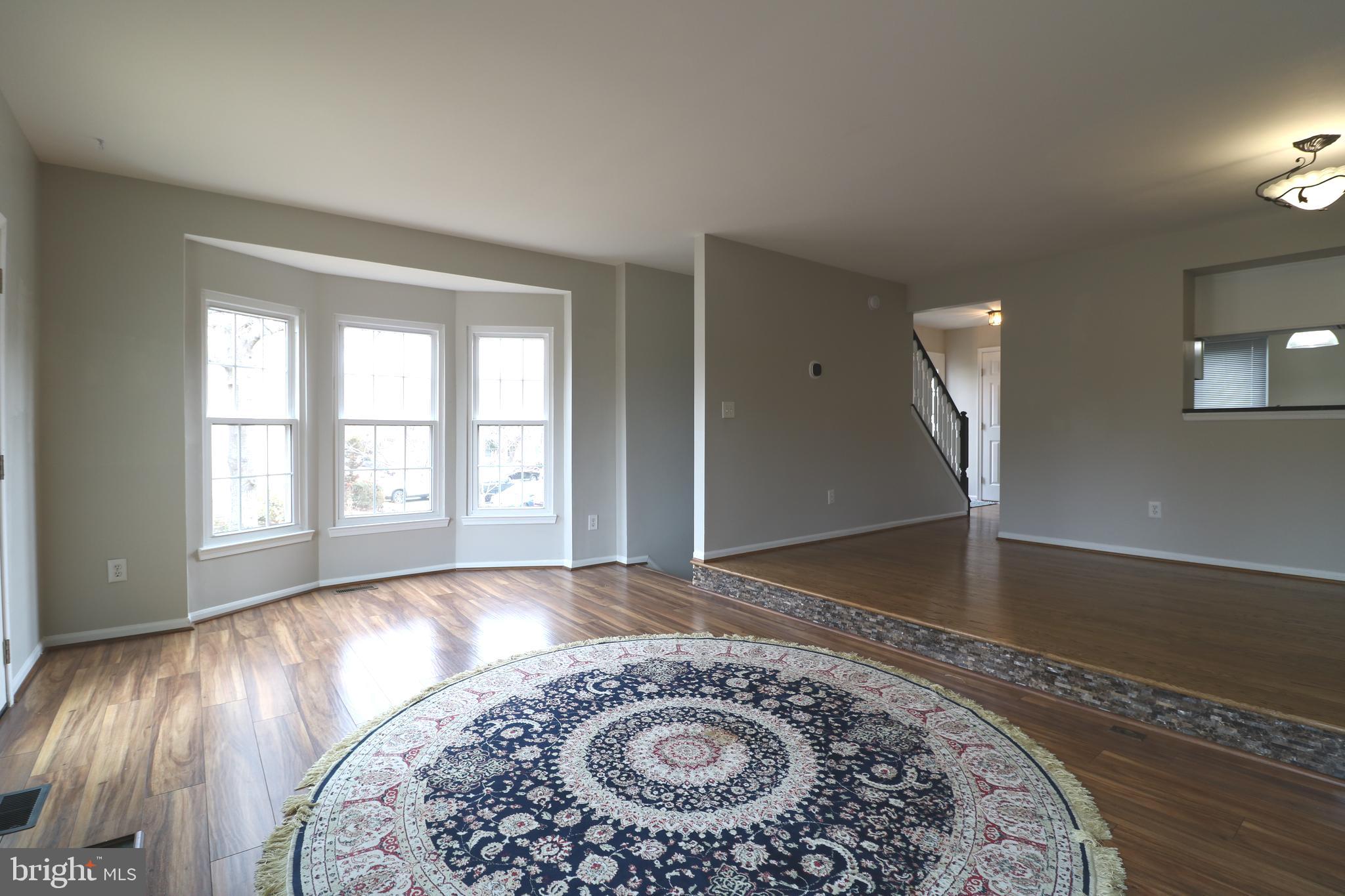 ASHBURN VILLAGE - Residential Lease