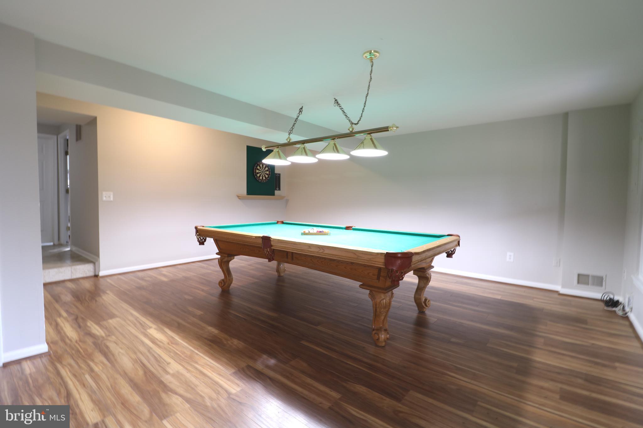 ASHBURN VILLAGE - Residential Lease