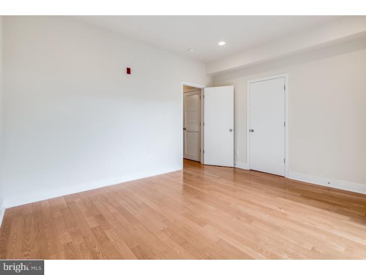 GRADUATE HOSPITAL - Commercial Sale