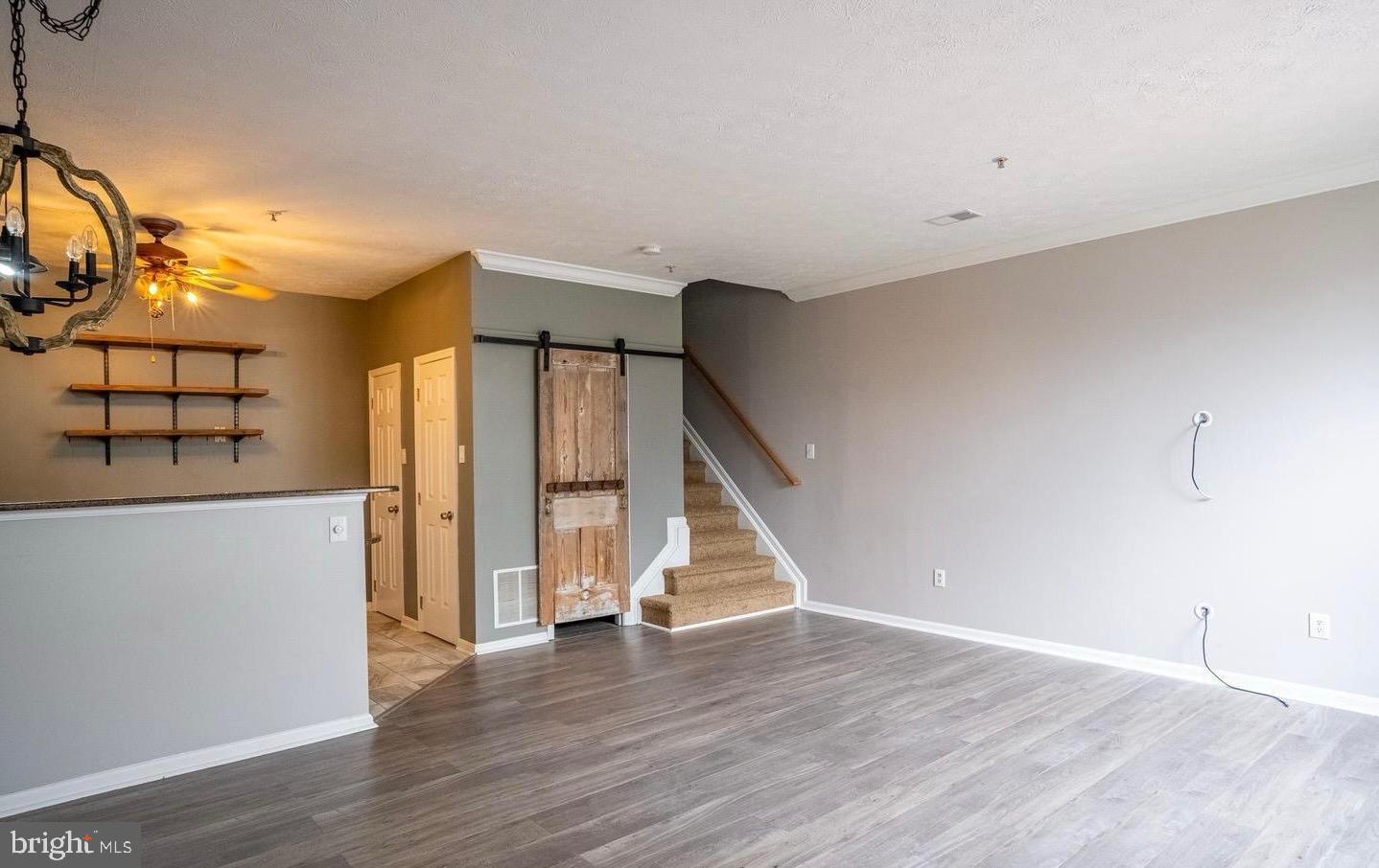 WELLINGTON TRACE - Residential Lease