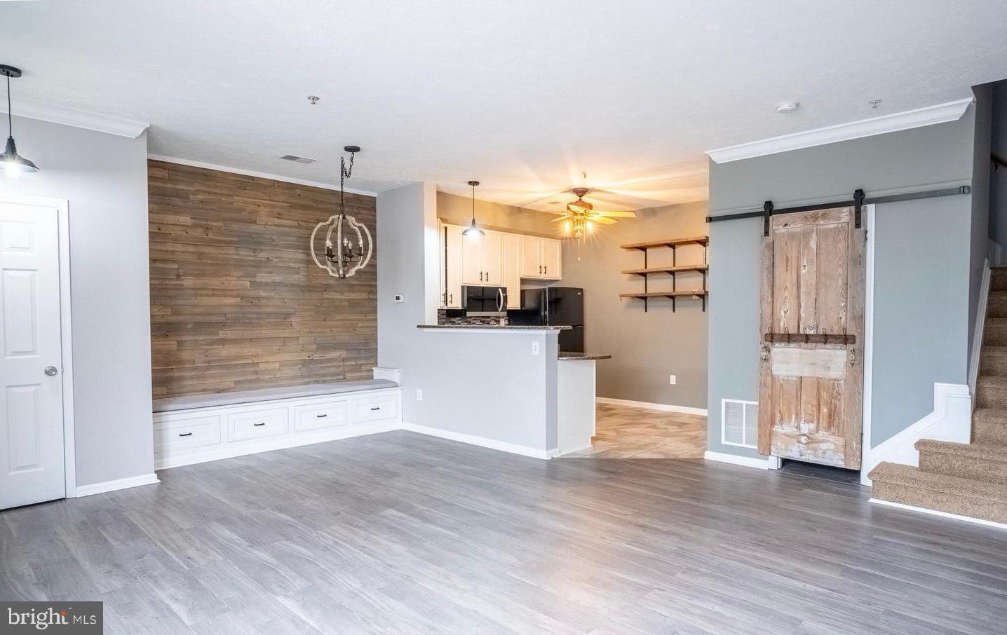 WELLINGTON TRACE - Residential Lease