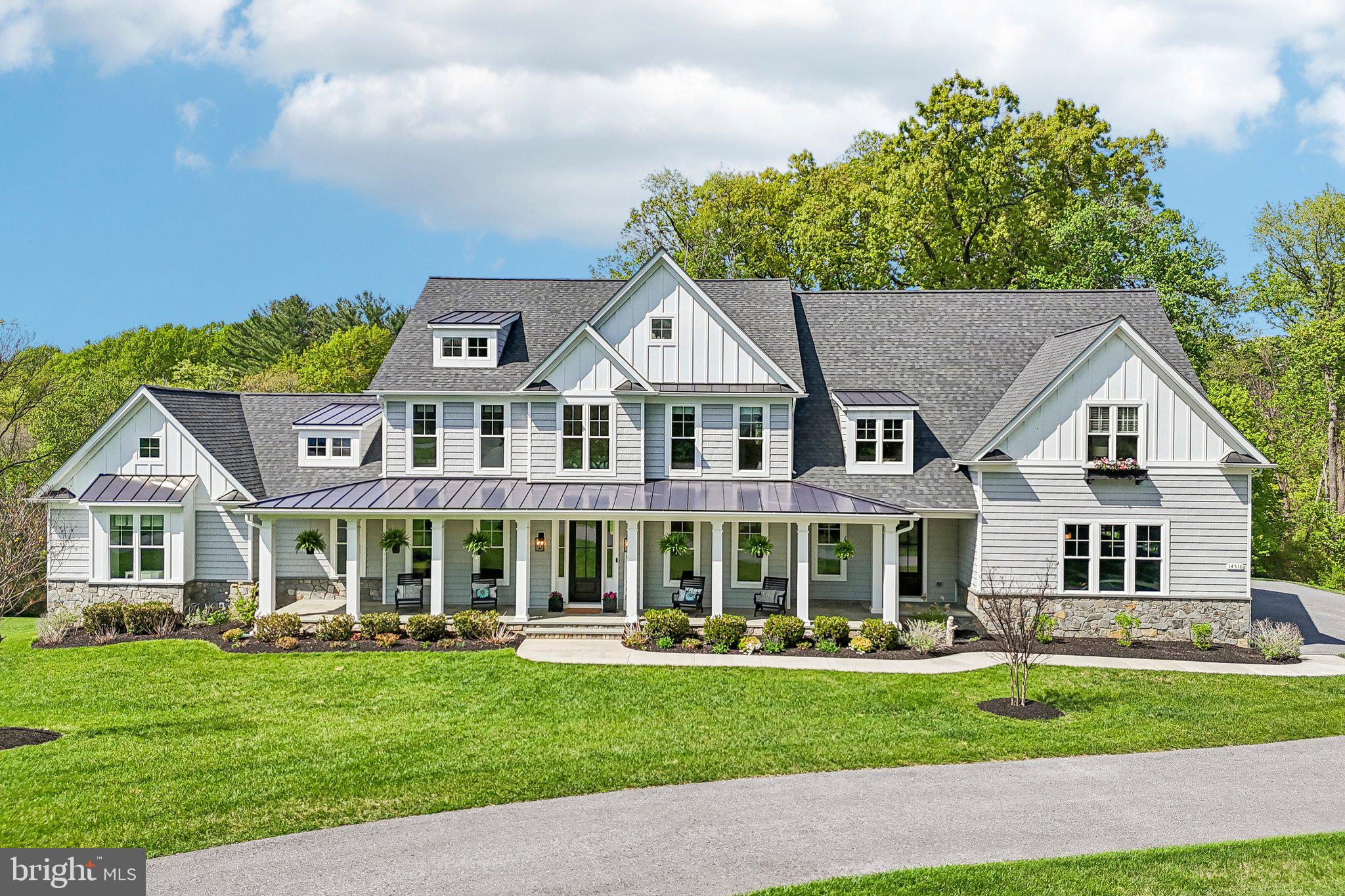 QUARTZ HILL - Residential