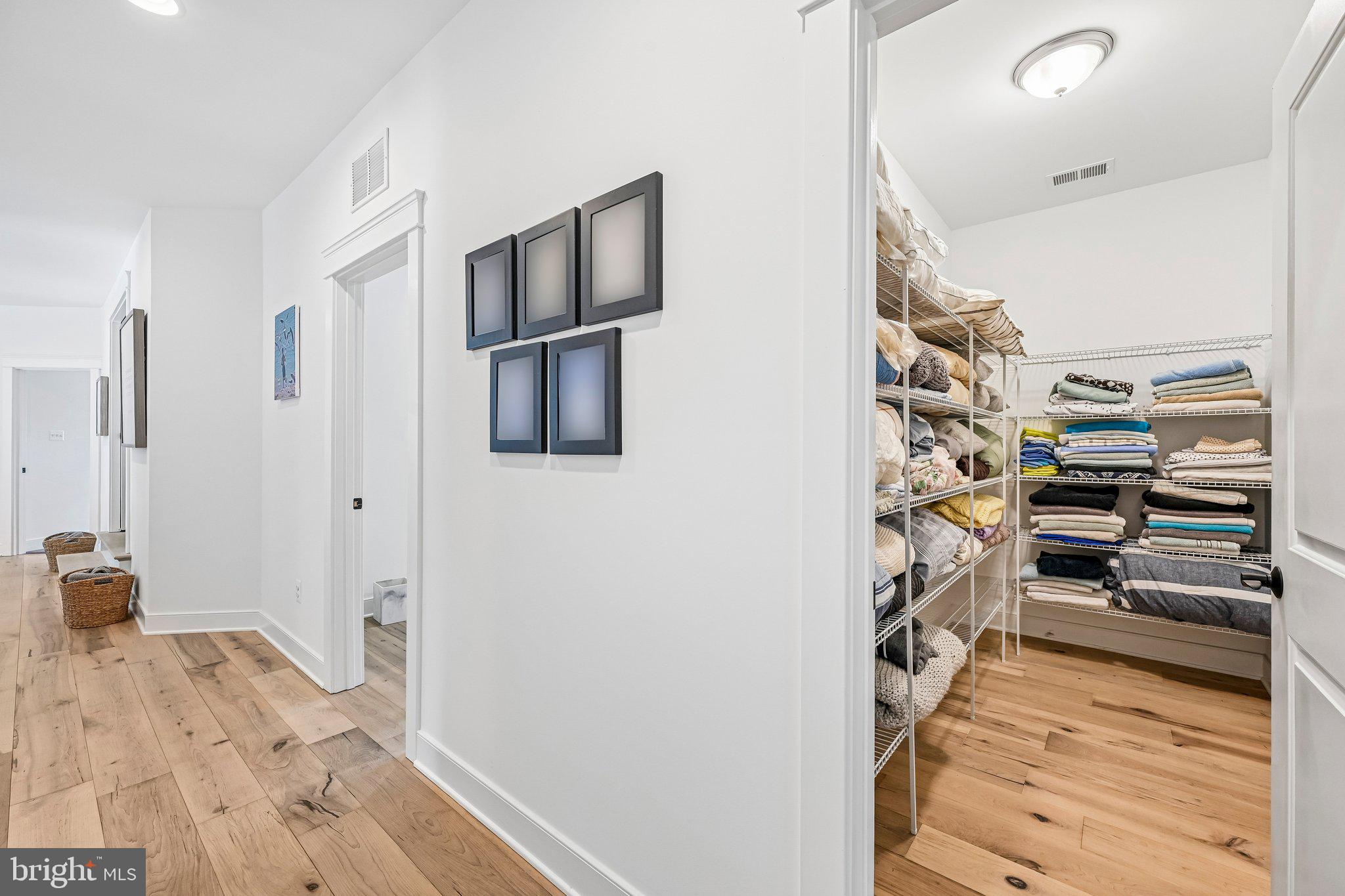 QUARTZ HILL - Residential