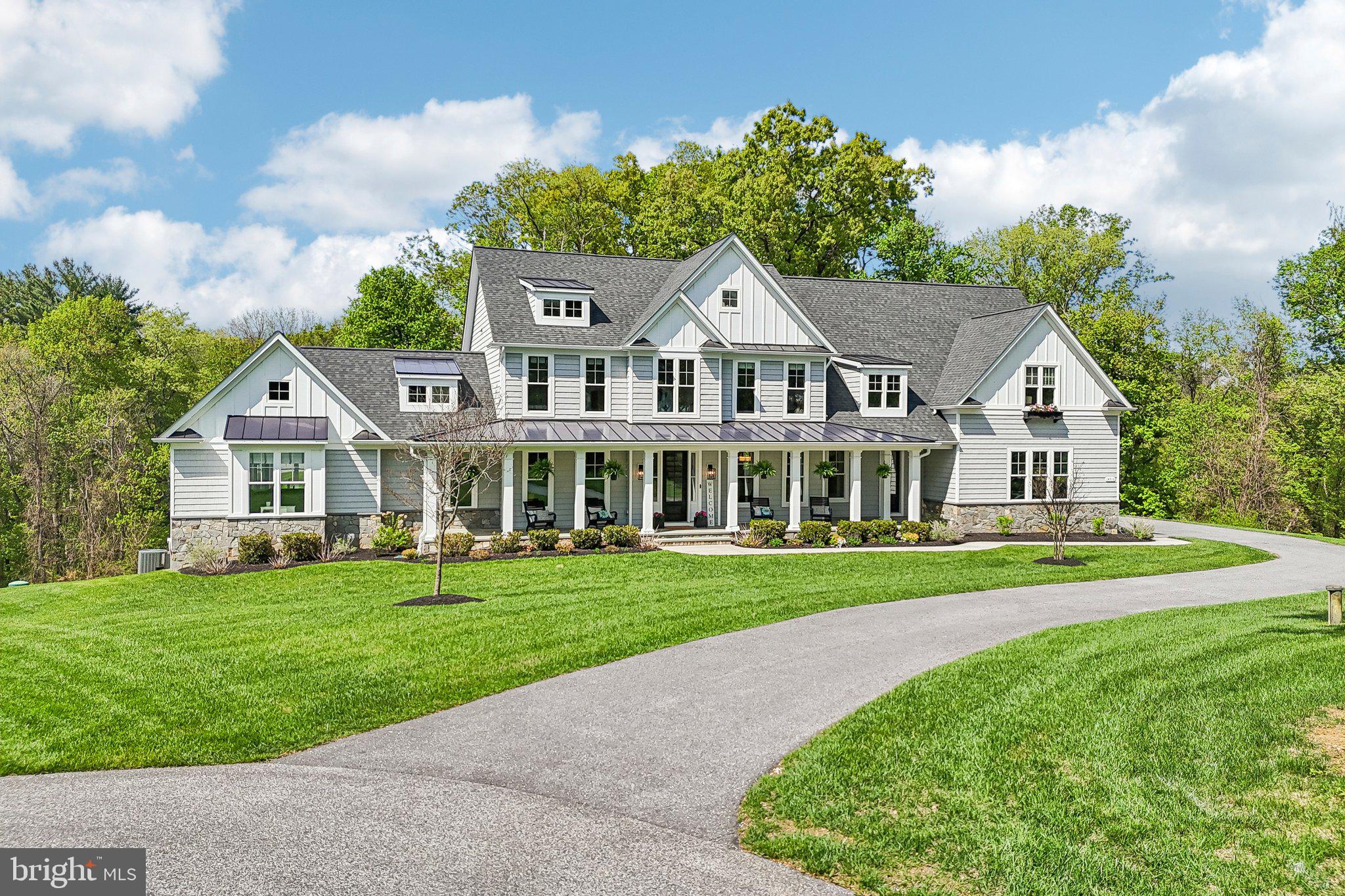 QUARTZ HILL - Residential