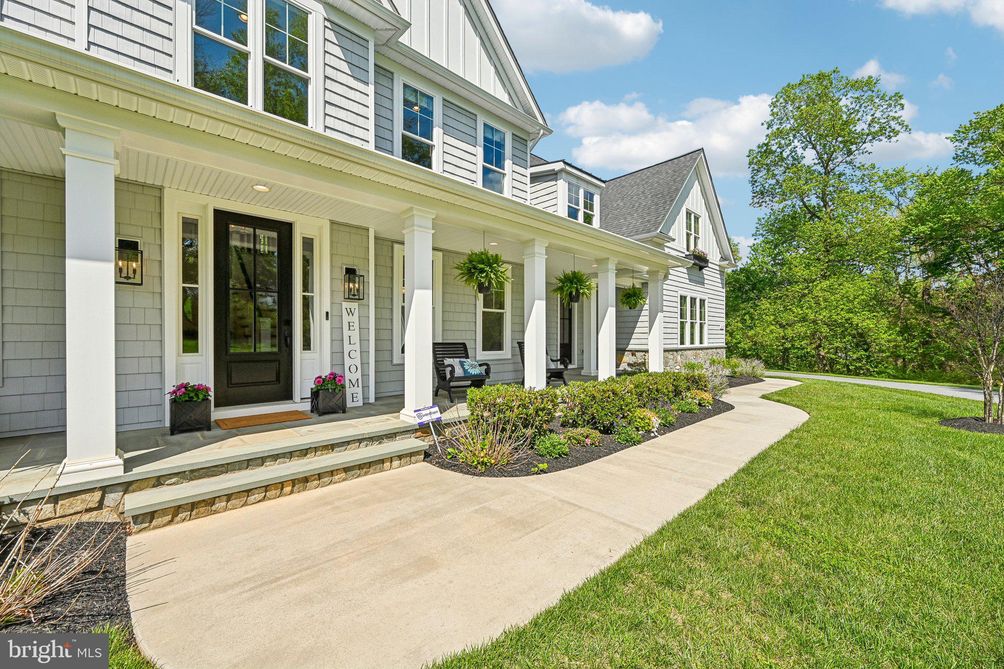 QUARTZ HILL - Residential