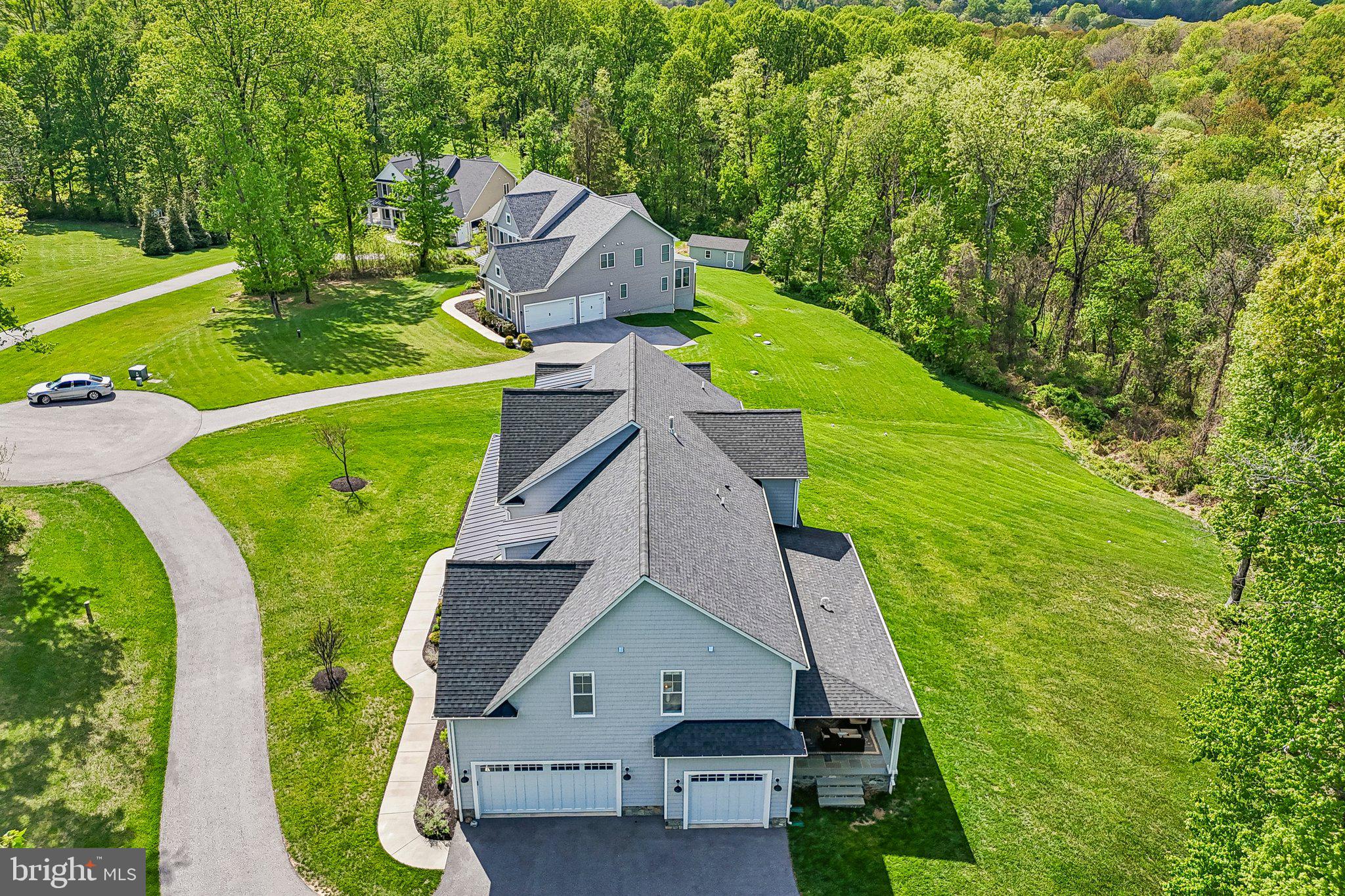 QUARTZ HILL - Residential