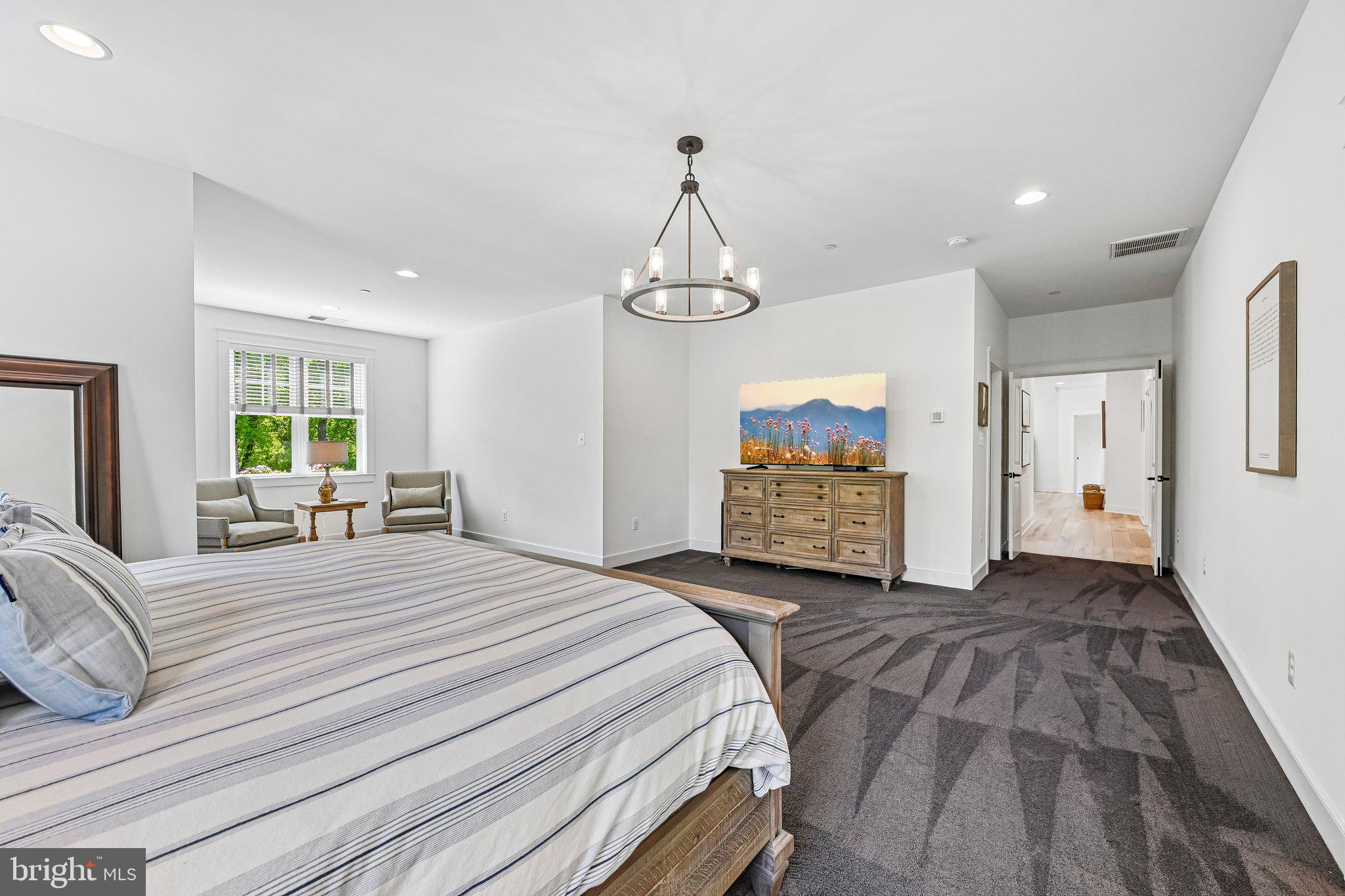 QUARTZ HILL - Residential