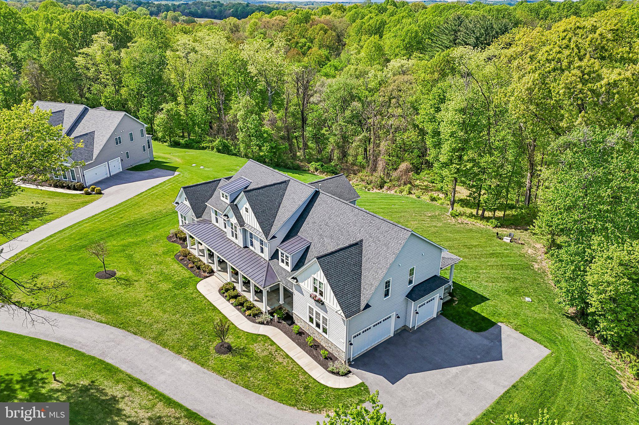 QUARTZ HILL - Residential