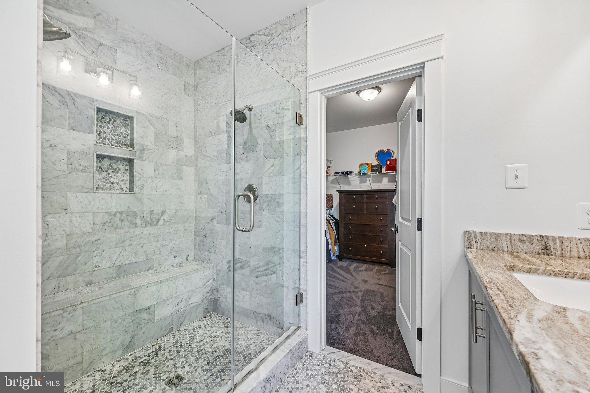 QUARTZ HILL - Residential