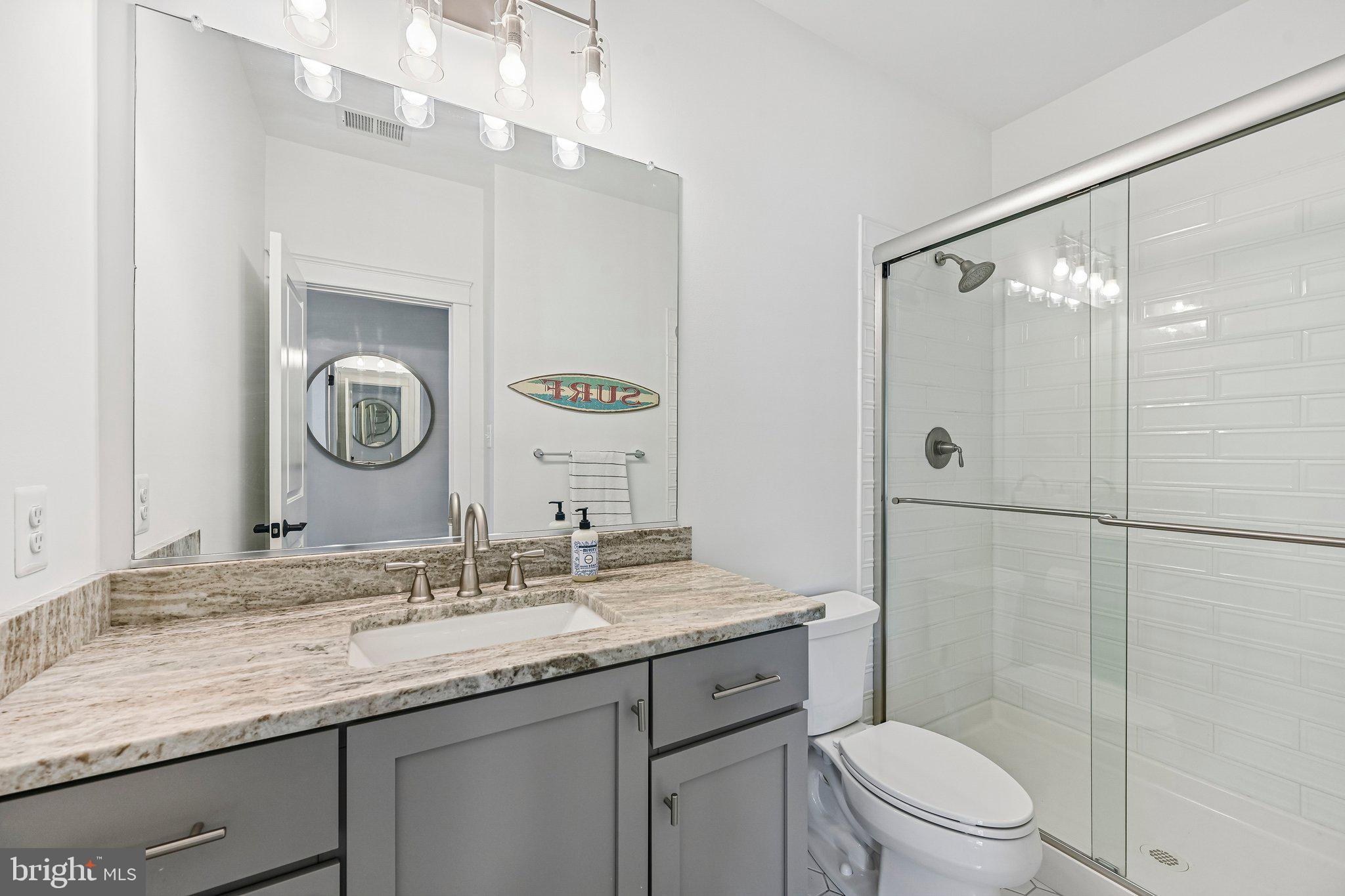 QUARTZ HILL - Residential