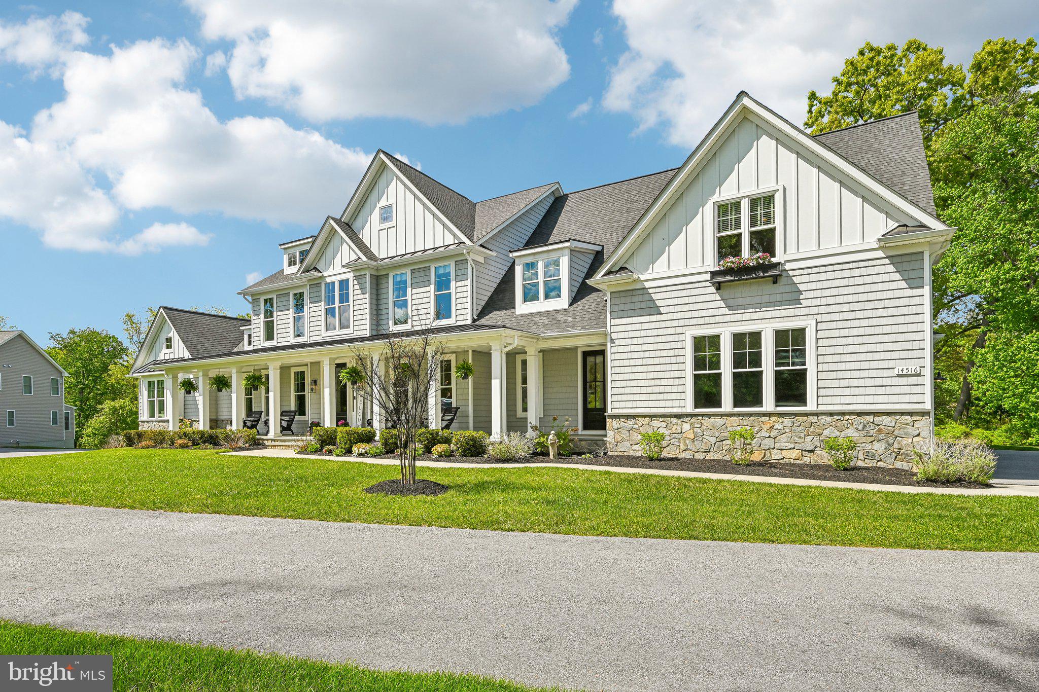 QUARTZ HILL - Residential