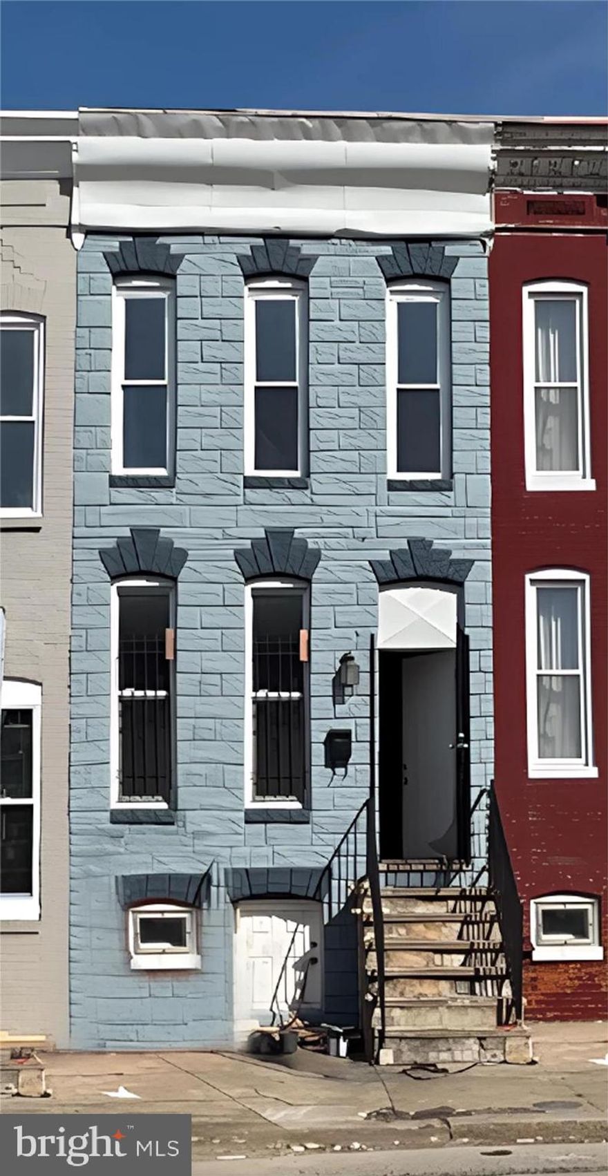 🏡 Welcome to this charming 3-bedroom, 1.5-bath row home in the historic Carrollton Ridge neighborhood, just minutes from downtown Baltimore 🚗. The property has recently been painted 🌞 , giving it and inviting feel. 🎁Upon entering, you'll be greeted by a cozy living room, complemented by new laminate flooring that flows seamlessly into the dining area. 🍴The open-concept kitchen features freshly painted cabinets and durable Formica countertops, creating a  welcoming space 🎇 . A convenient half-bathroom is located on the main level, next to the private backyard – perfect for outdoor relaxation🚽.
Upstairs, you'll find three spacious bedrooms, along with 🛁 a full bathroom 🚿.  🎨The partially finished basement offers endless possibilities for customization and expansion to suit your needs 🖼️ . The property has an active rental license until 2026. This home is ideally located near public transportation 🚌 , with an array of shopping 👛 , dining, entertainment, and educational institutions nearby. ✅Don’t miss the opportunity to own a home that offers both style and convenience. Schedule your showing today!