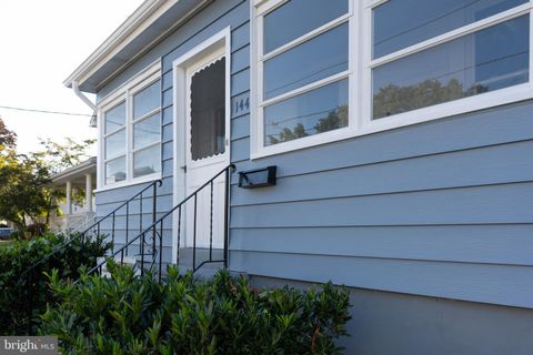 Homes For Sale - 144 Beal Street<br/> Mercer County, HAMILTON, NJ 08610