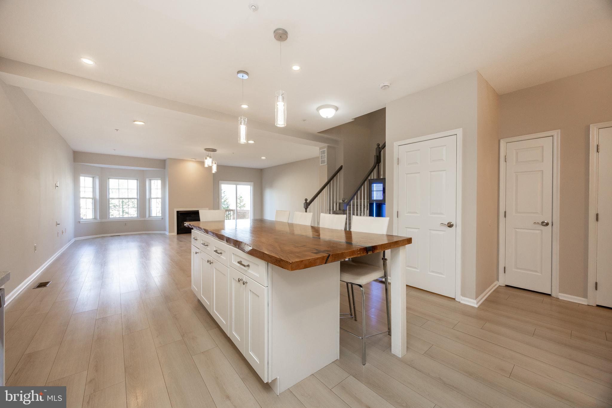 DEER CREEK - Residential Lease