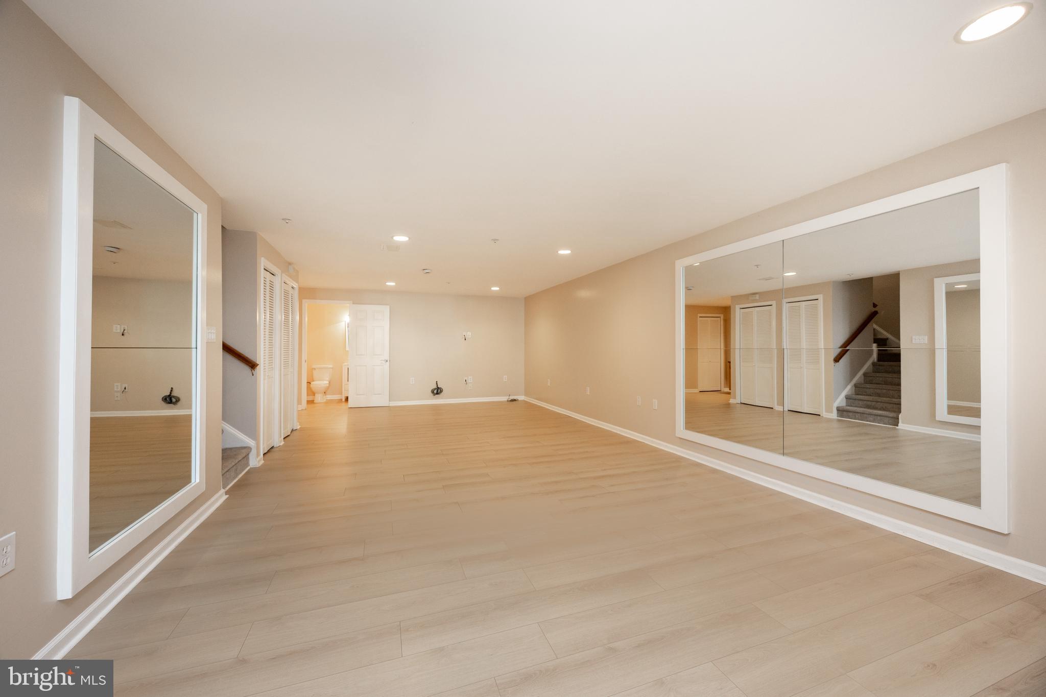 DEER CREEK - Residential Lease