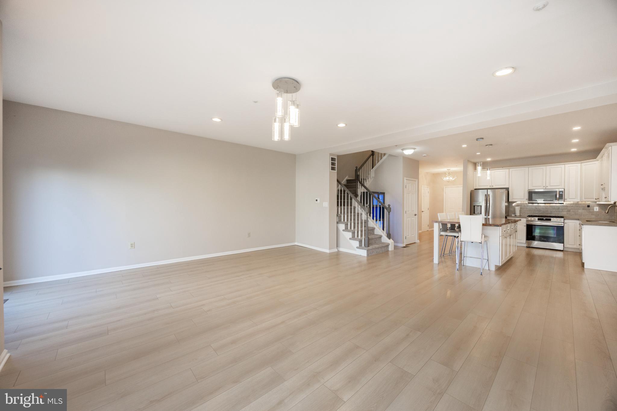 DEER CREEK - Residential Lease