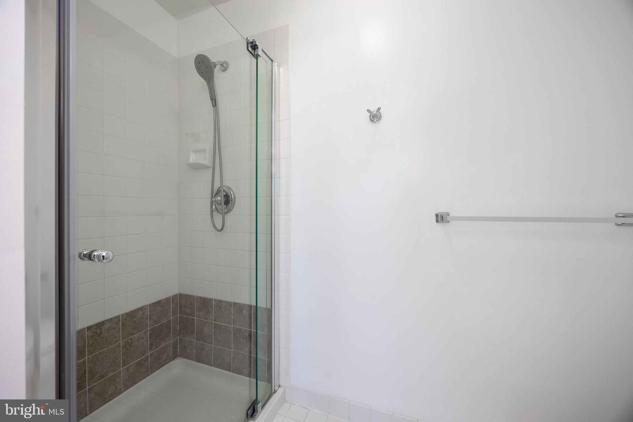 DEER CREEK - Residential Lease