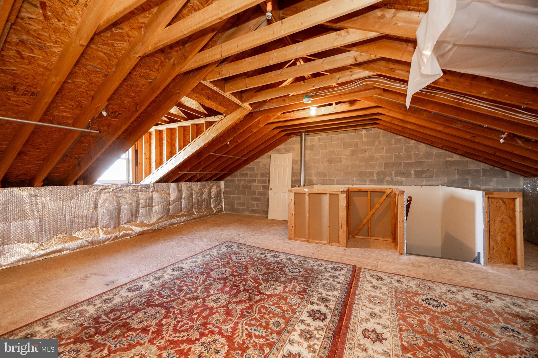 DEER CREEK - Residential Lease