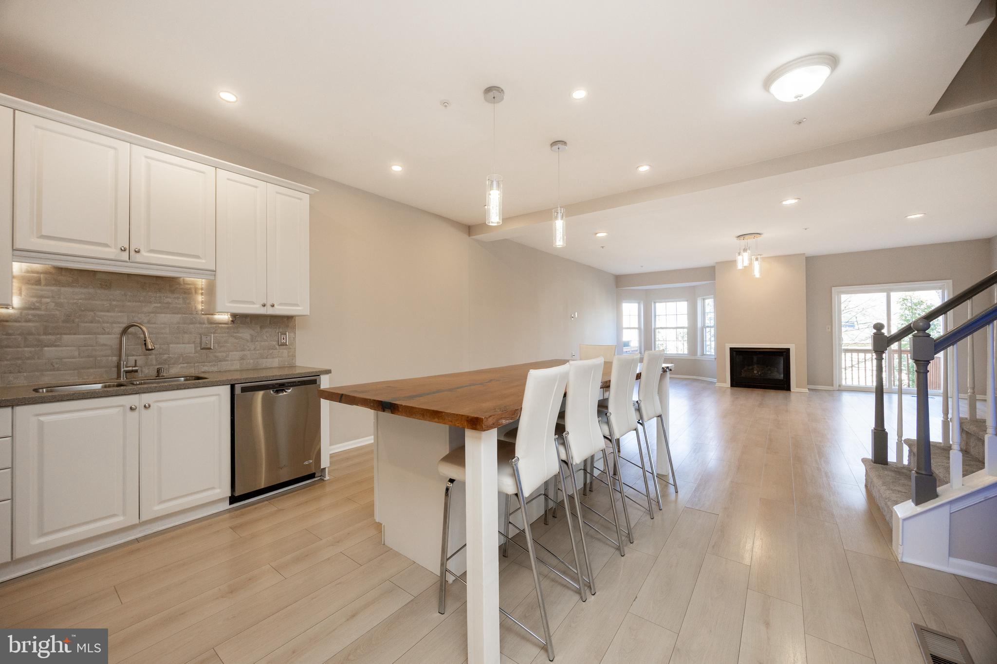 DEER CREEK - Residential Lease