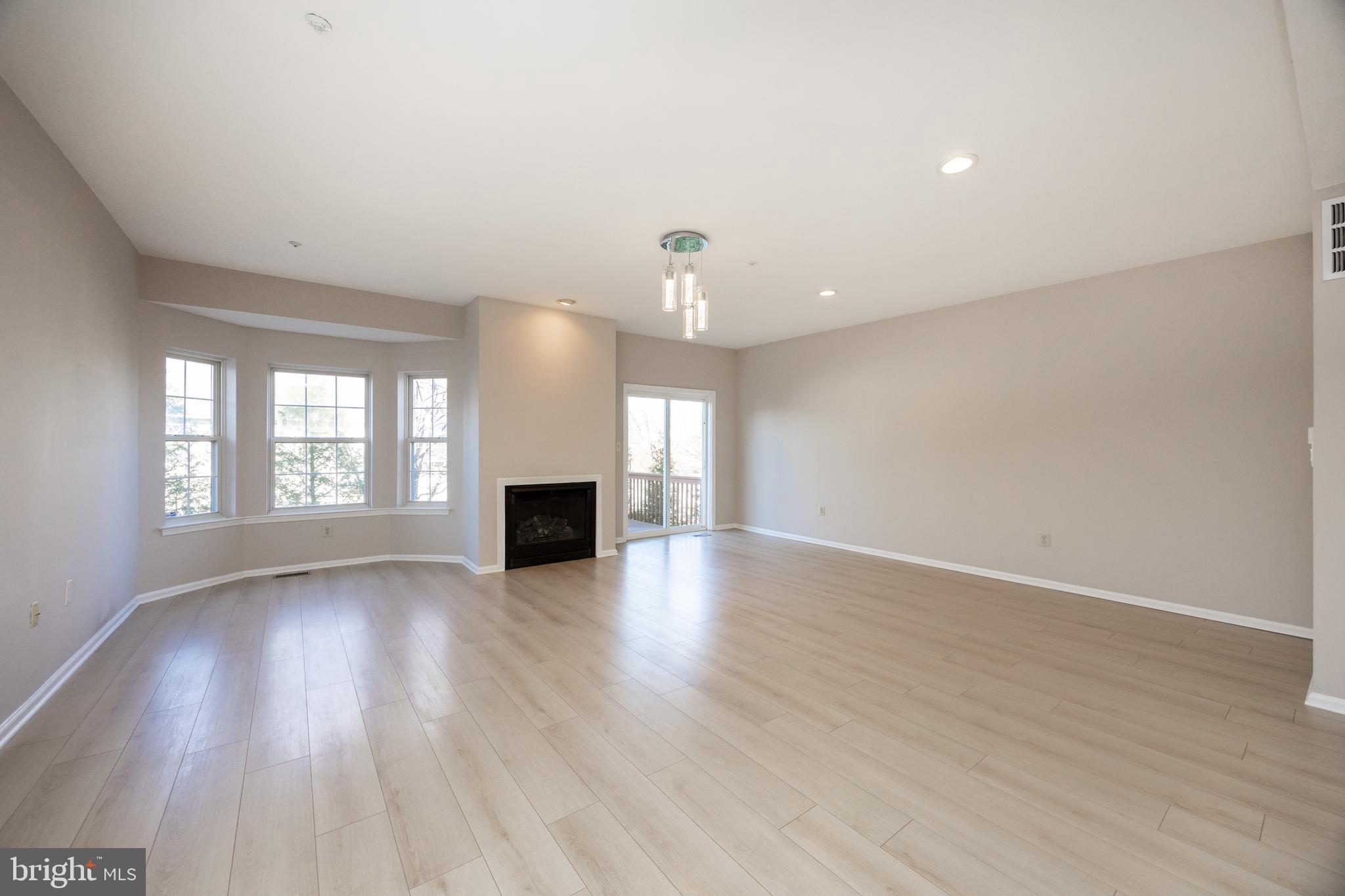 DEER CREEK - Residential Lease