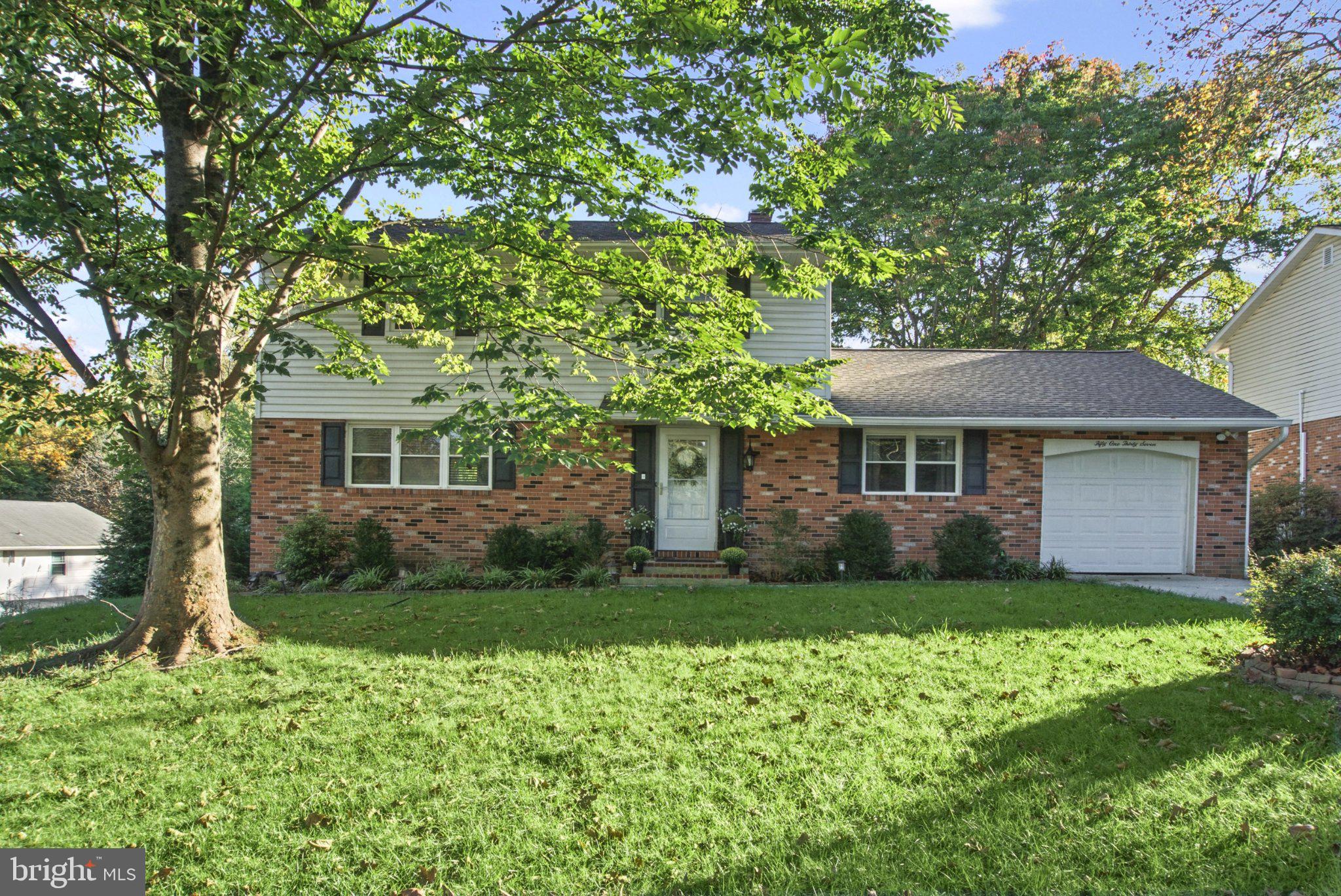 5137 DRIFTWOOD COURT