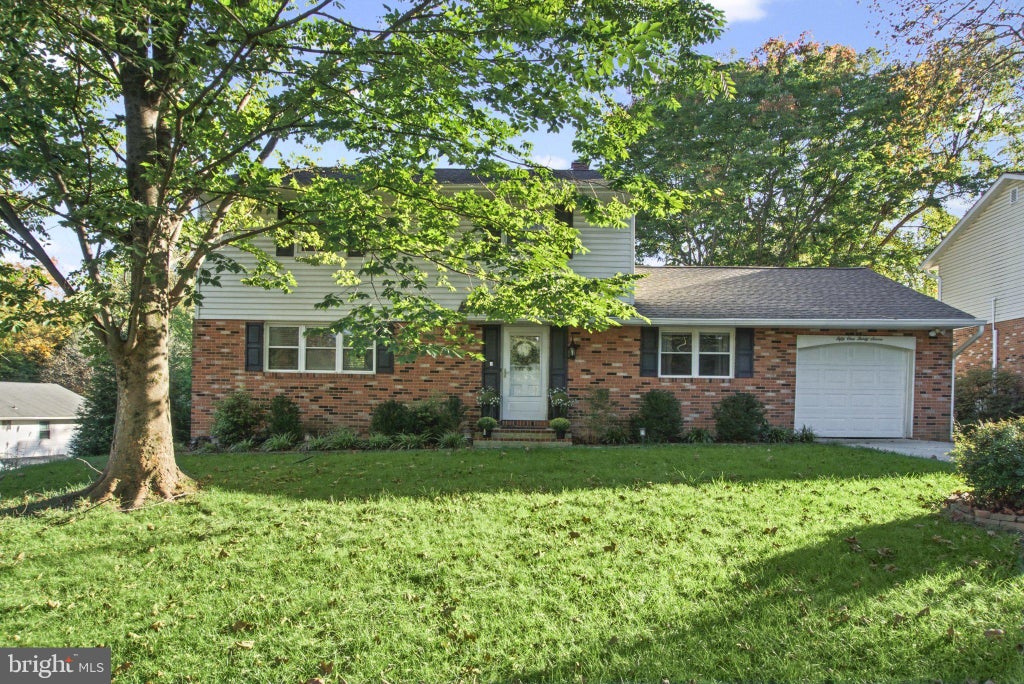 Photo of 5137 Driftwood Court, COLUMBIA, MD 21044 (MLS # MDHW2075638)