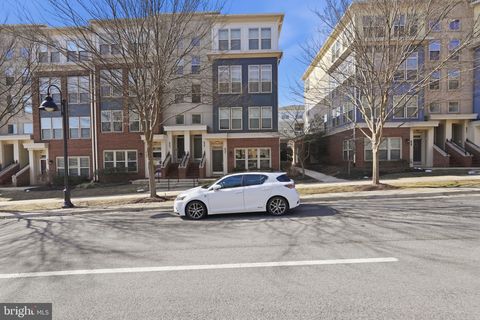 637 DIAMONDBACK DRIVE 17-A GAITHERSBURG MD 20878