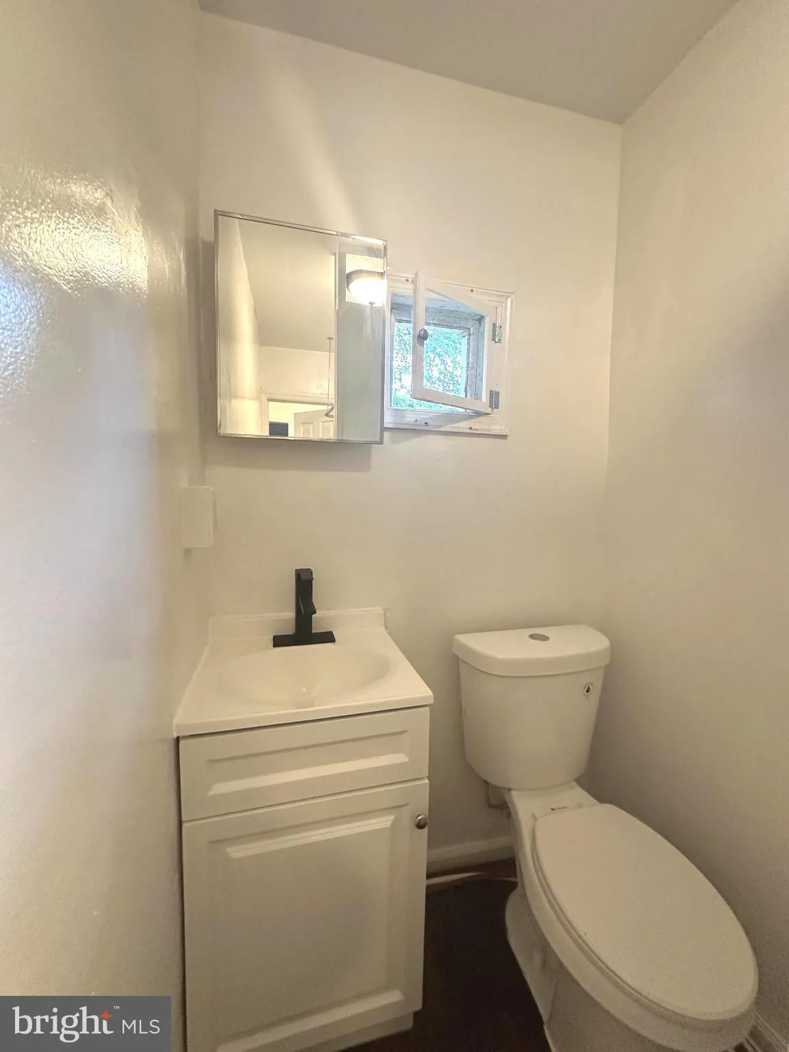 Hagerstown, Maryland 21740, United States, 2 Bedrooms Bedrooms, ,1 BathroomBathrooms,Residential,Active,148152
