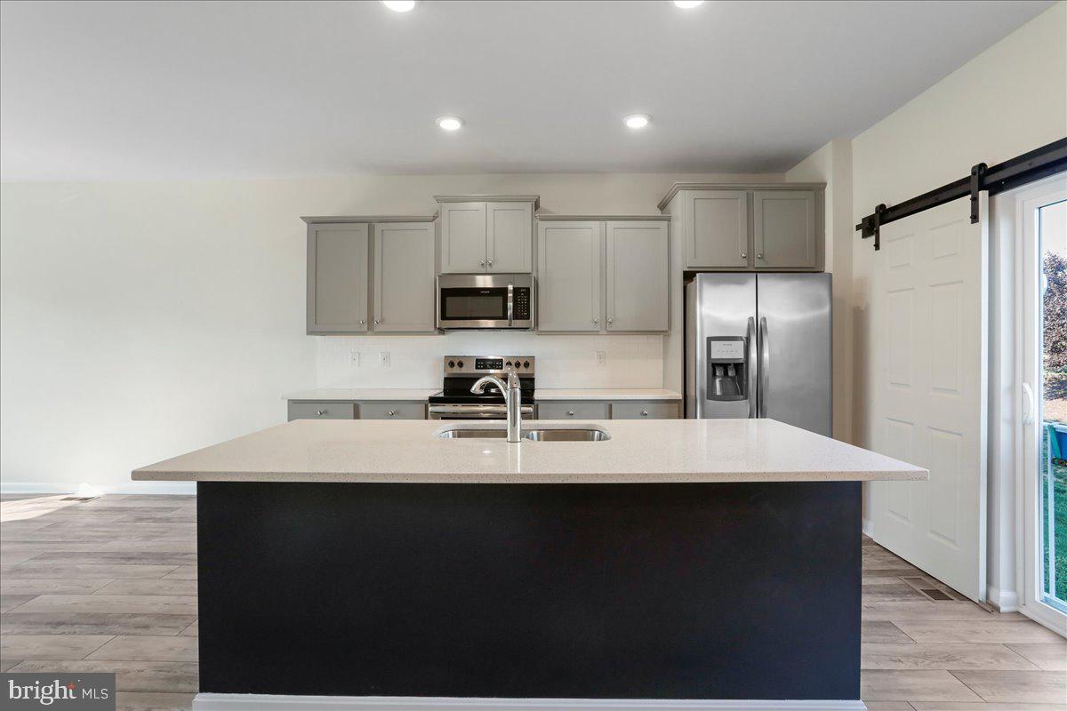 BERKELEY RIDGE - Residential