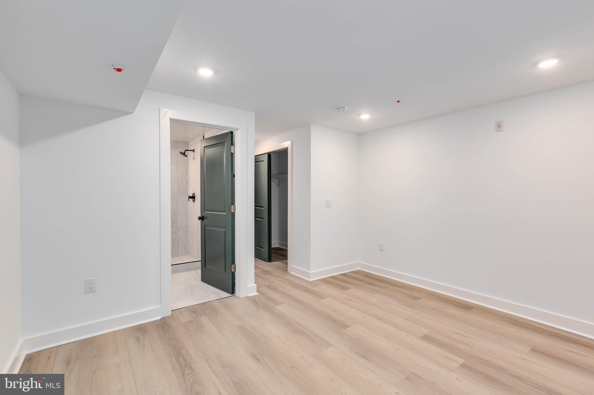 FAIRHILL - Residential Lease