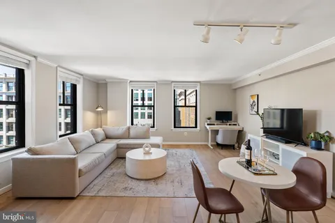 616 E Street NW Unit 1019, Washington, DC MLS: DCDC2195508