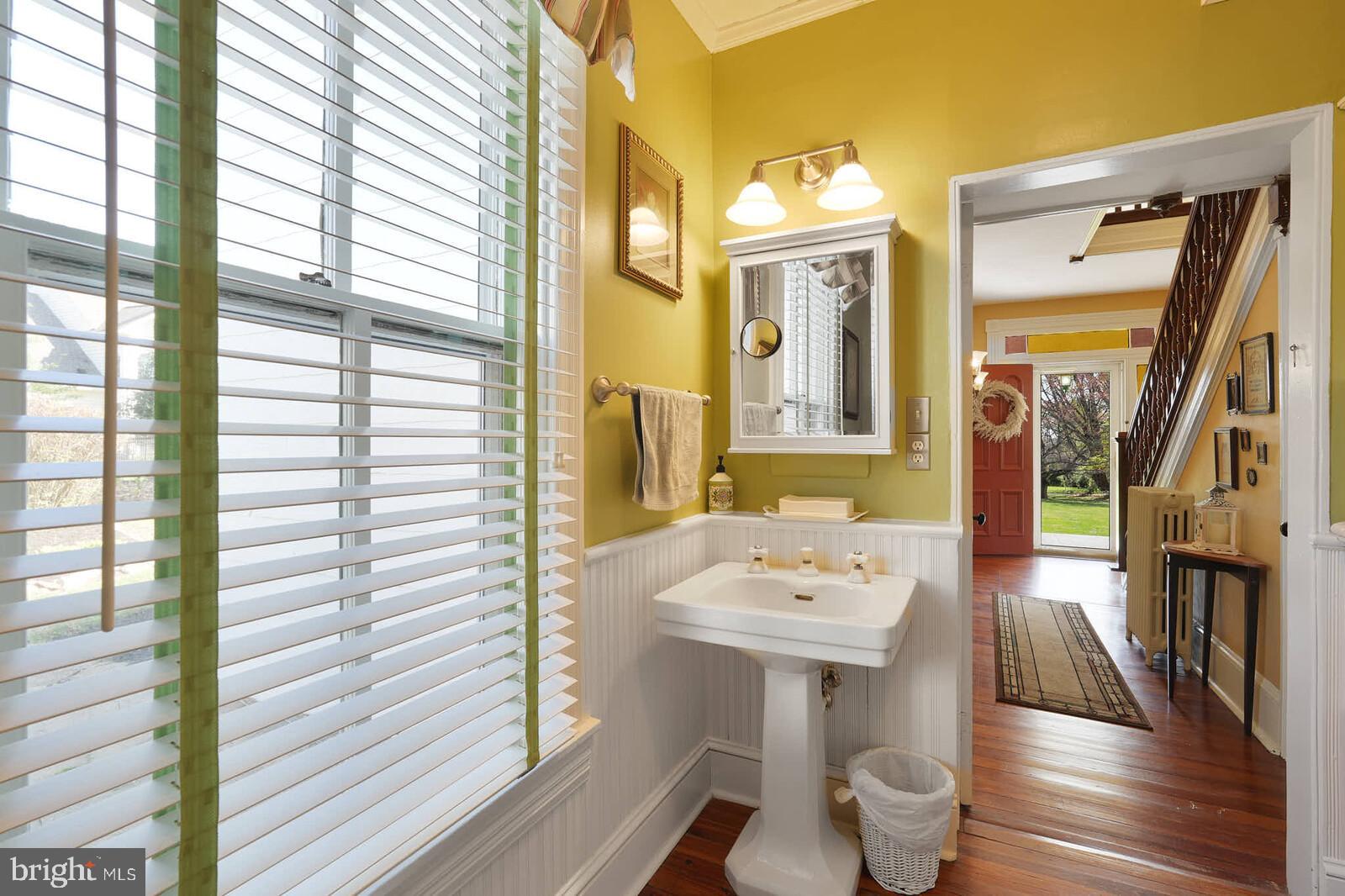 FOX VALLEY - Residential