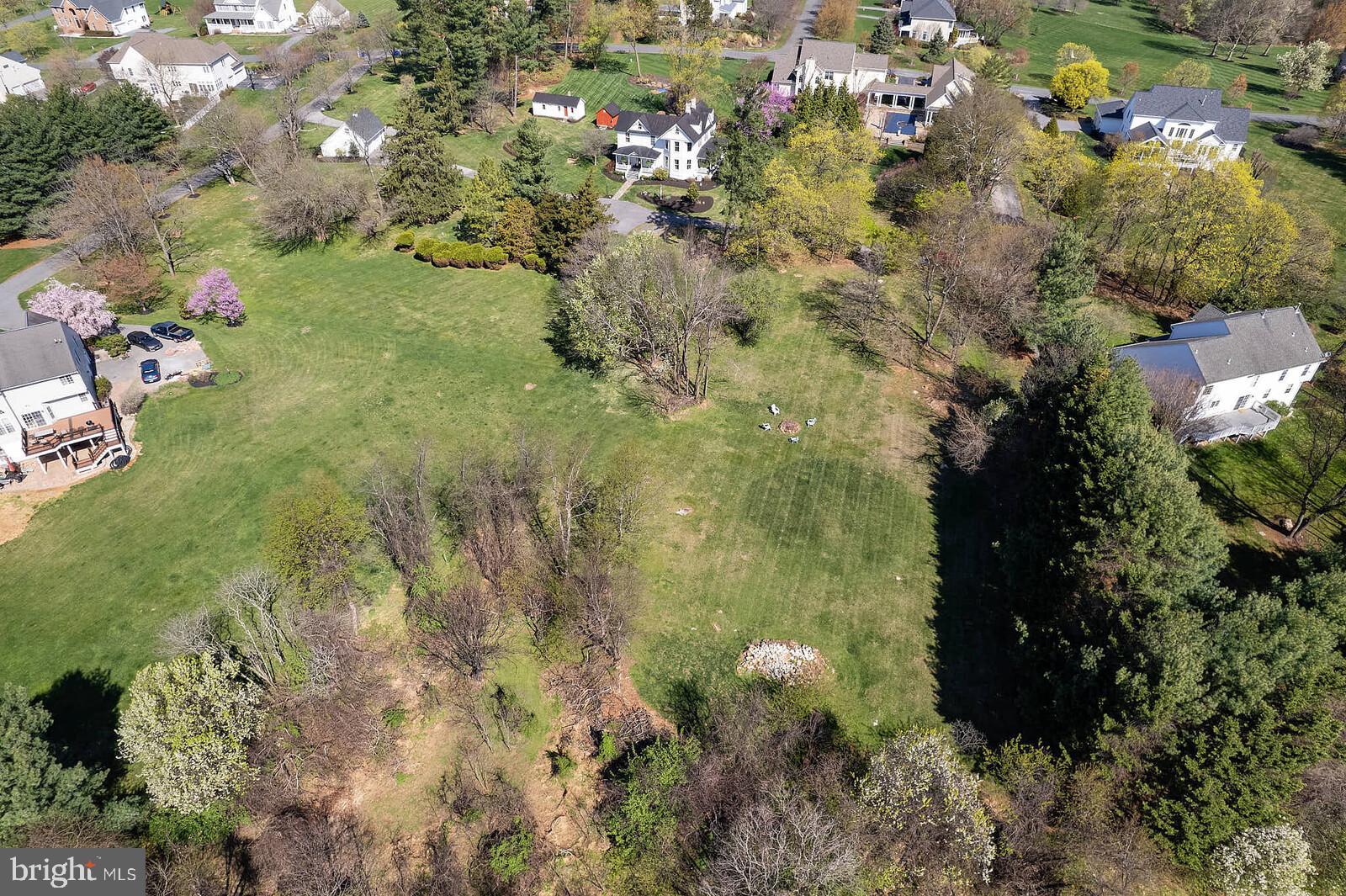 FOX VALLEY - Residential