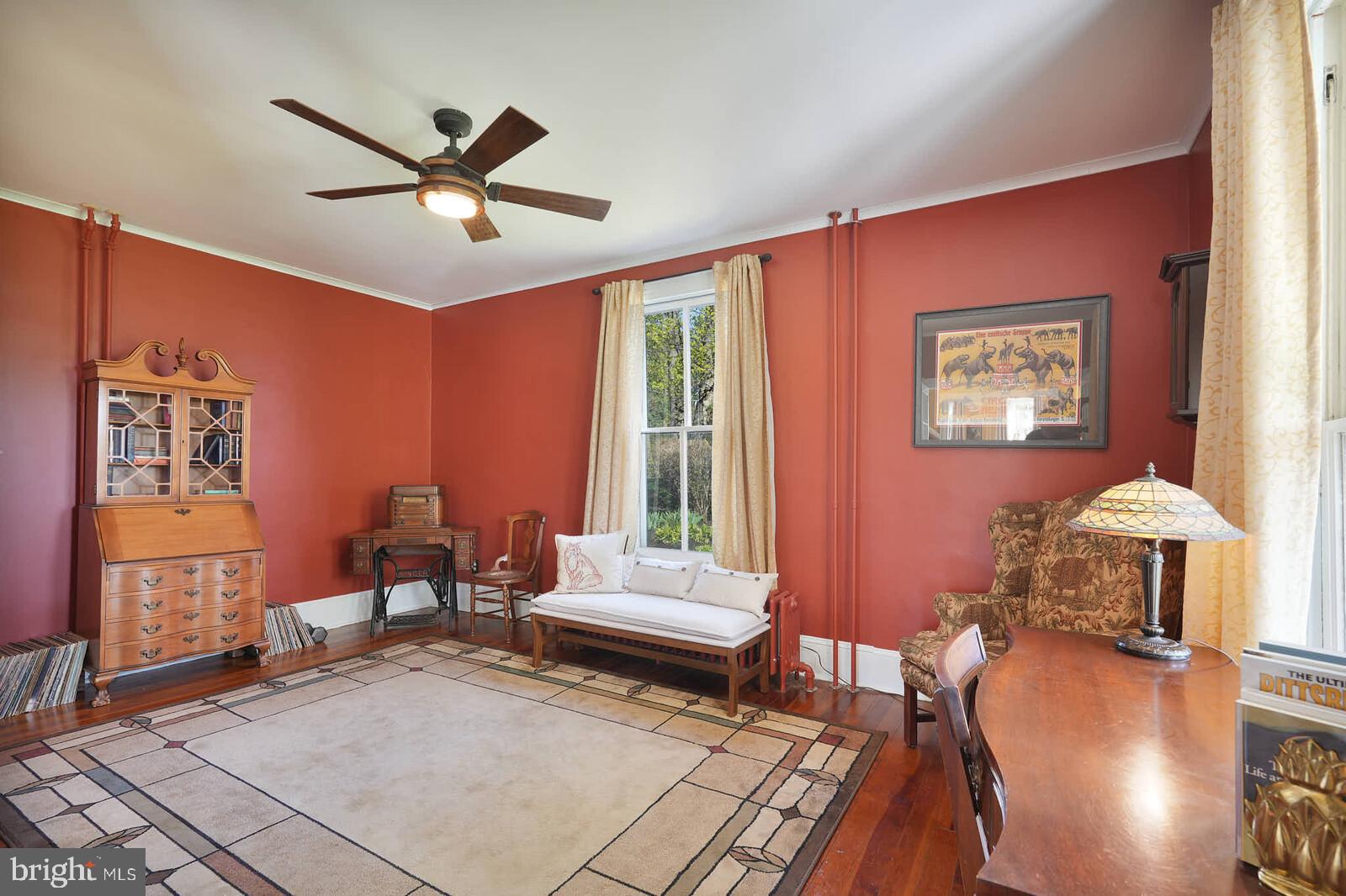 FOX VALLEY - Residential