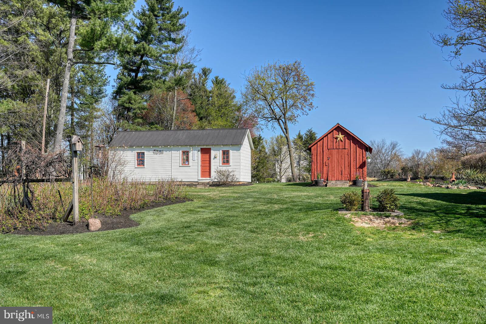 FOX VALLEY - Residential