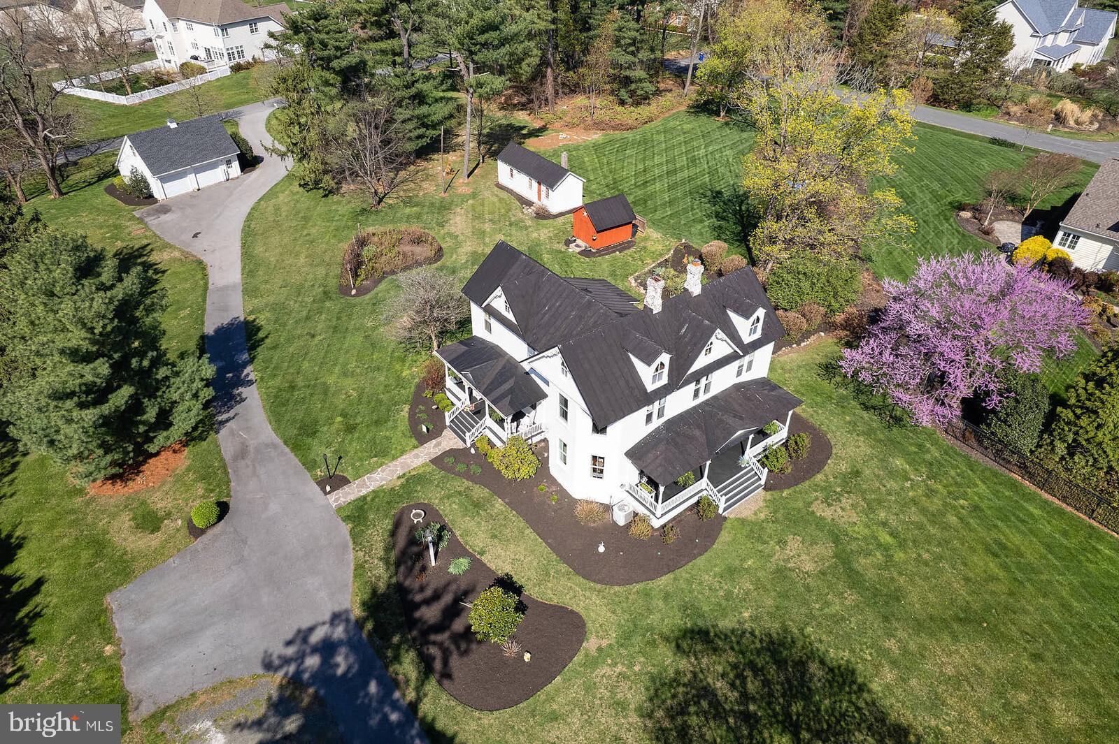 FOX VALLEY - Residential