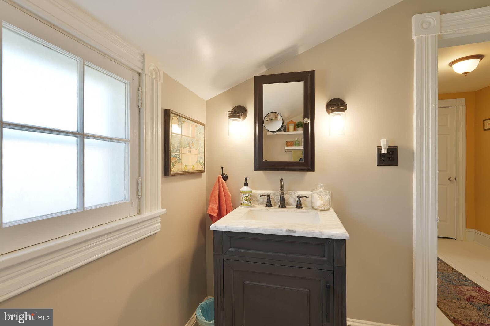 FOX VALLEY - Residential