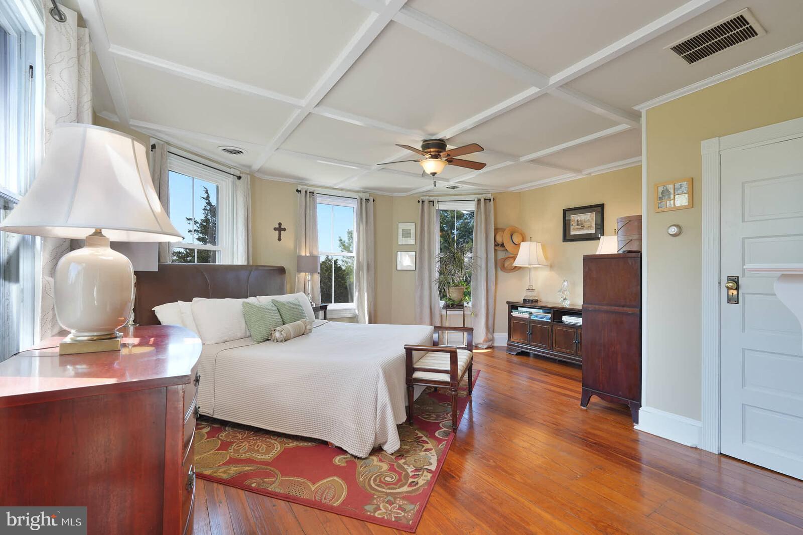 FOX VALLEY - Residential