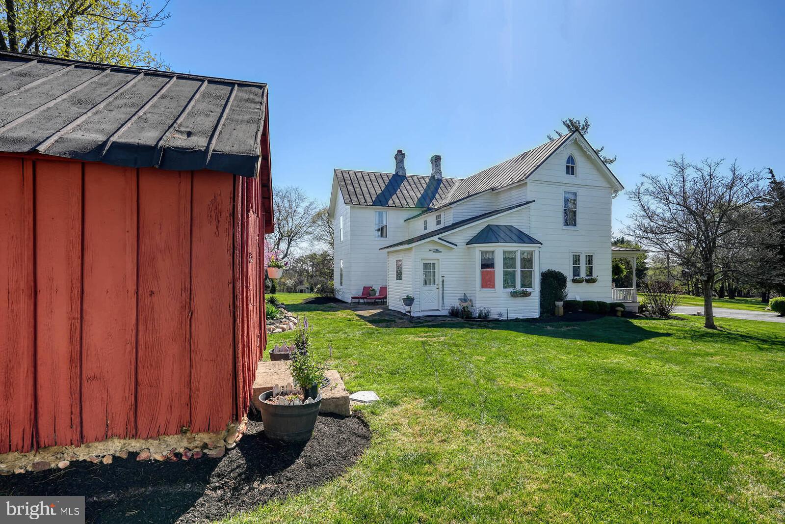 FOX VALLEY - Residential