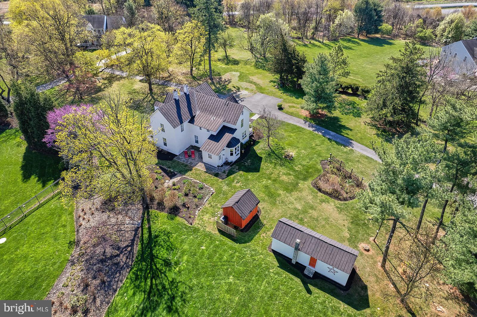 FOX VALLEY - Residential