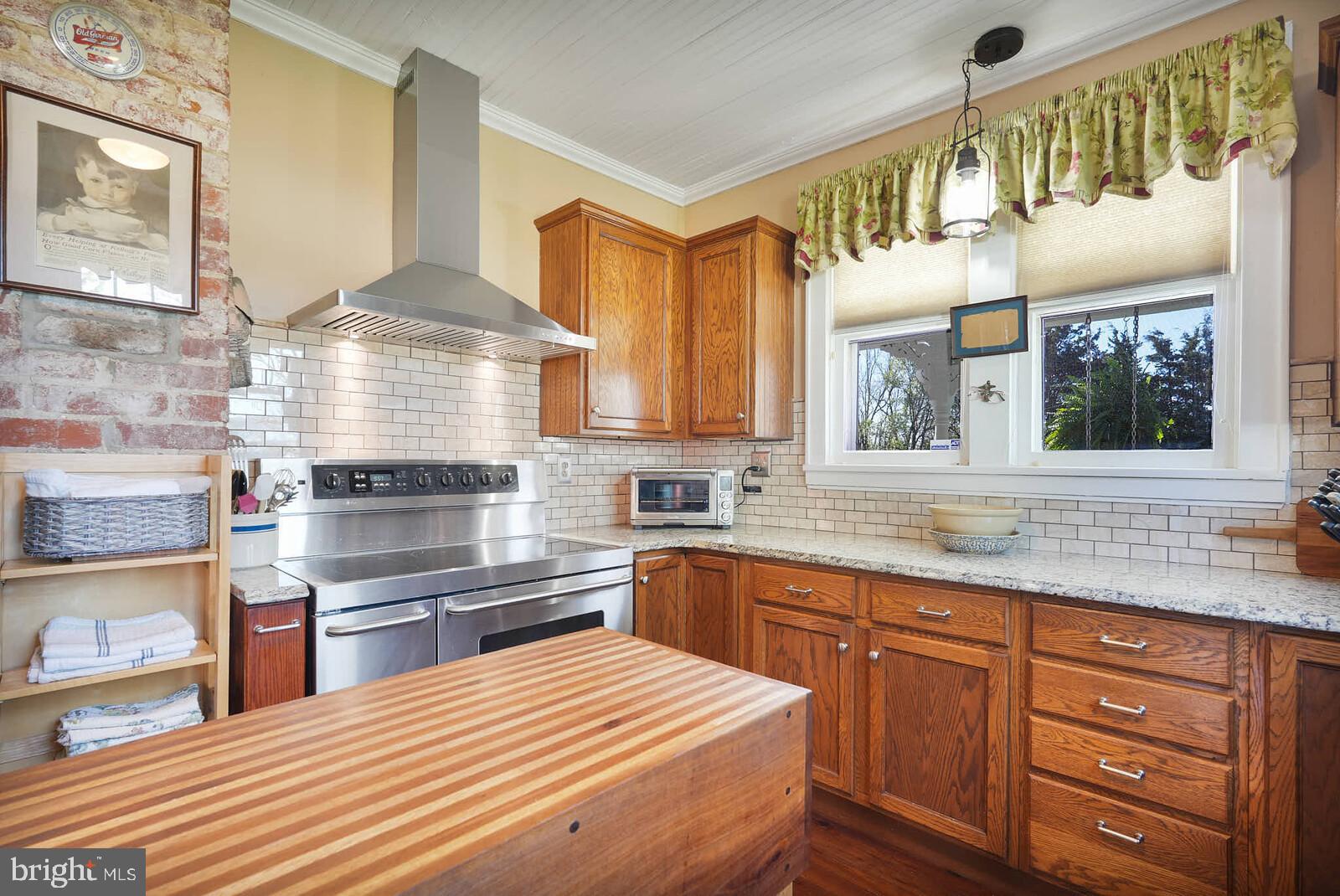 FOX VALLEY - Residential